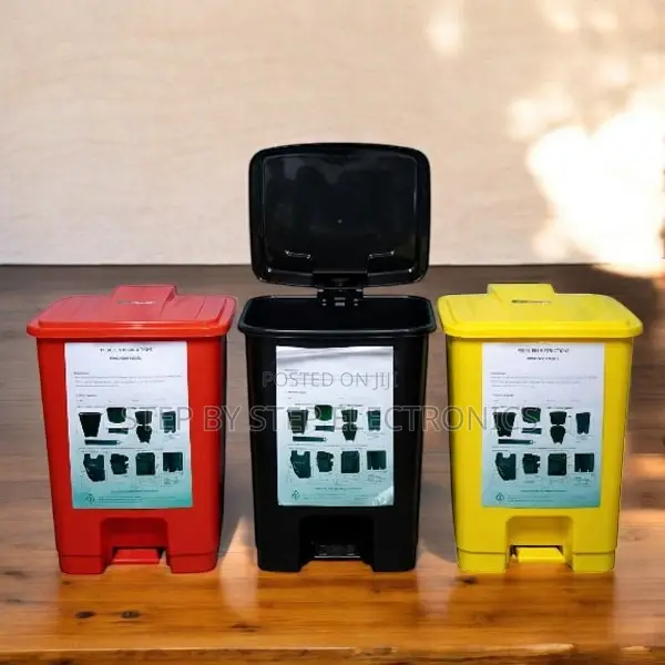 Hotels 30l Plastic Dust Bin With Hands-Free Operation and Compact Size