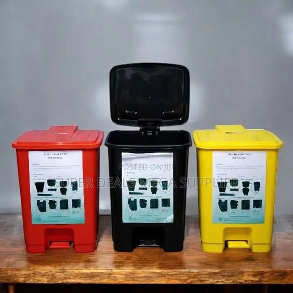 30l Hard Plastic Step Pedal Waste Bin With User Friendly Operation