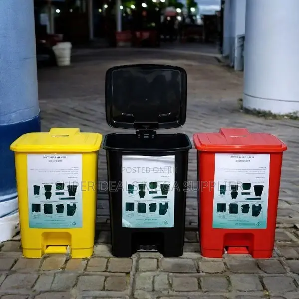 Large Capacity 30 Litres Step Pedal Dust Bin With Non Slip Bottom