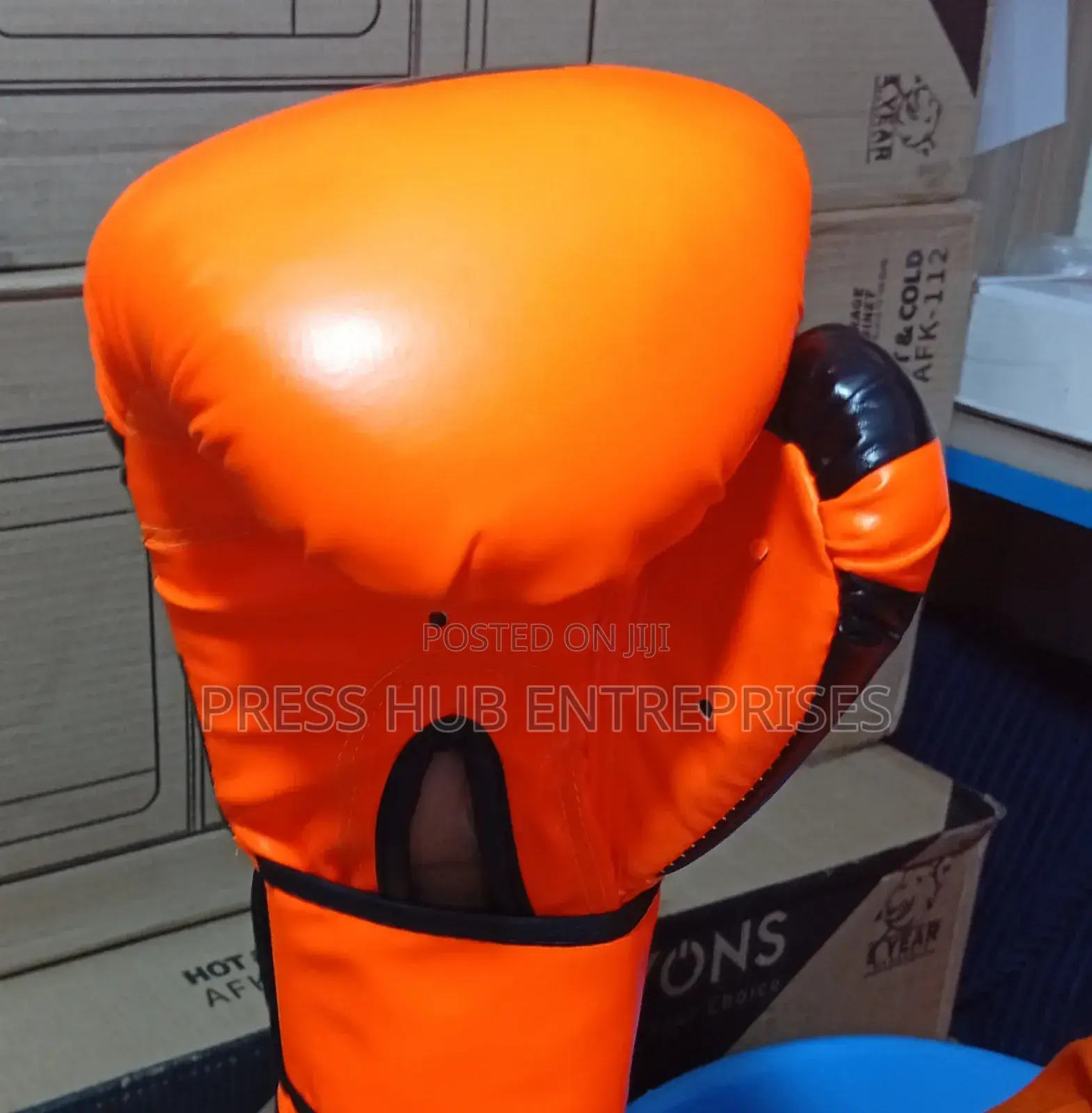 Pair of Venum Elite Kids Boxing Gloves