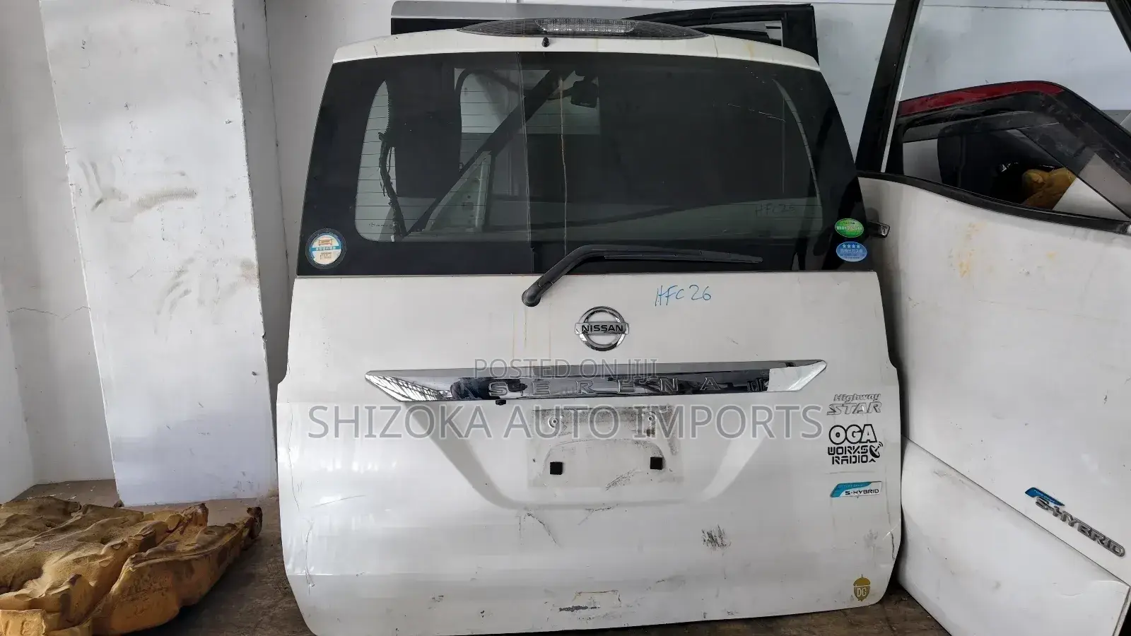 Nissan Serena C26 Tailgate White Original Ex-Japan
