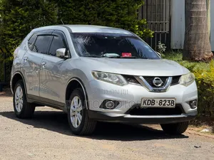 Nissan X-Trail 2014 Silver