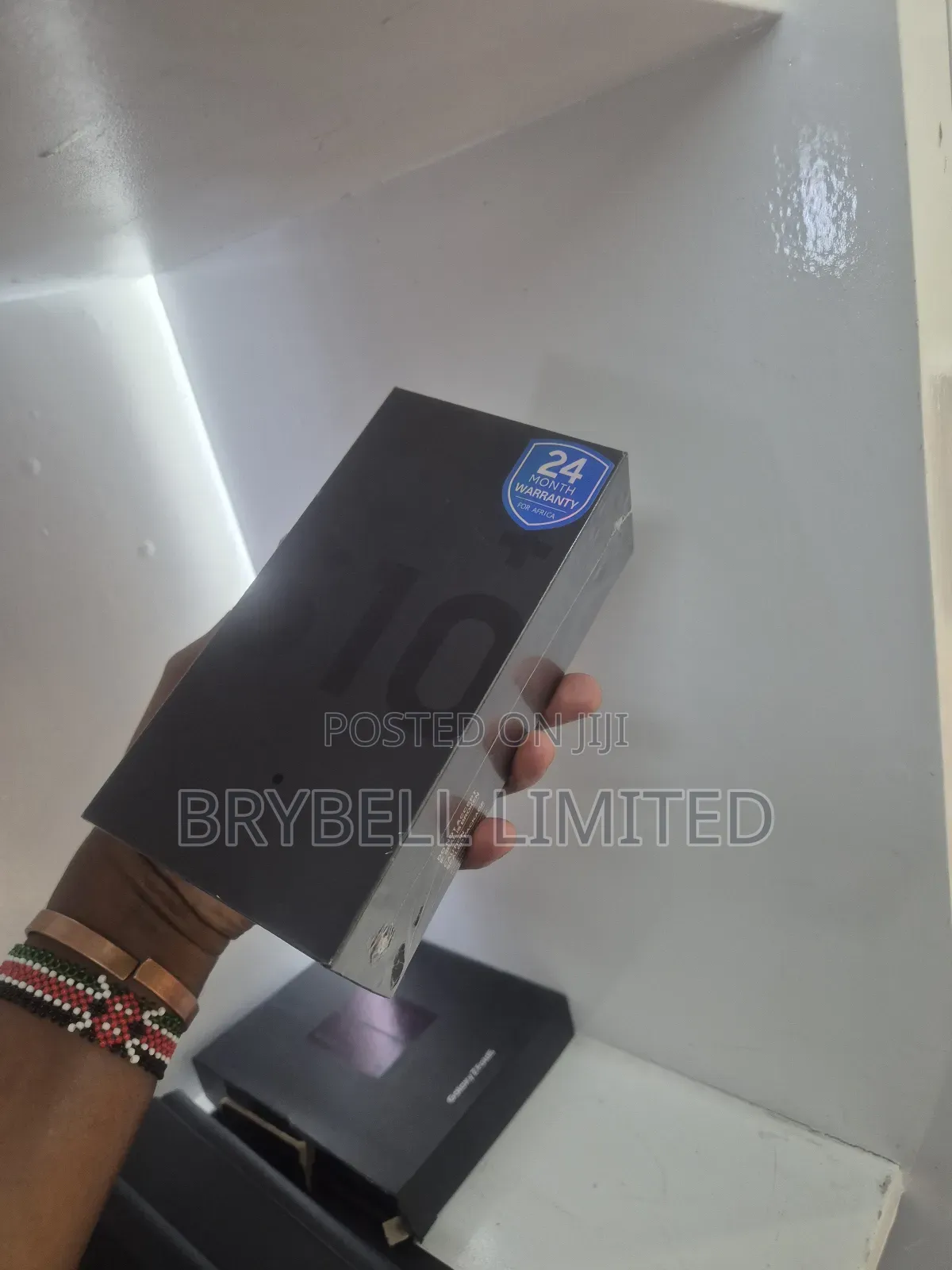 New Samsung Galaxy S10 Plus 128 GB Black