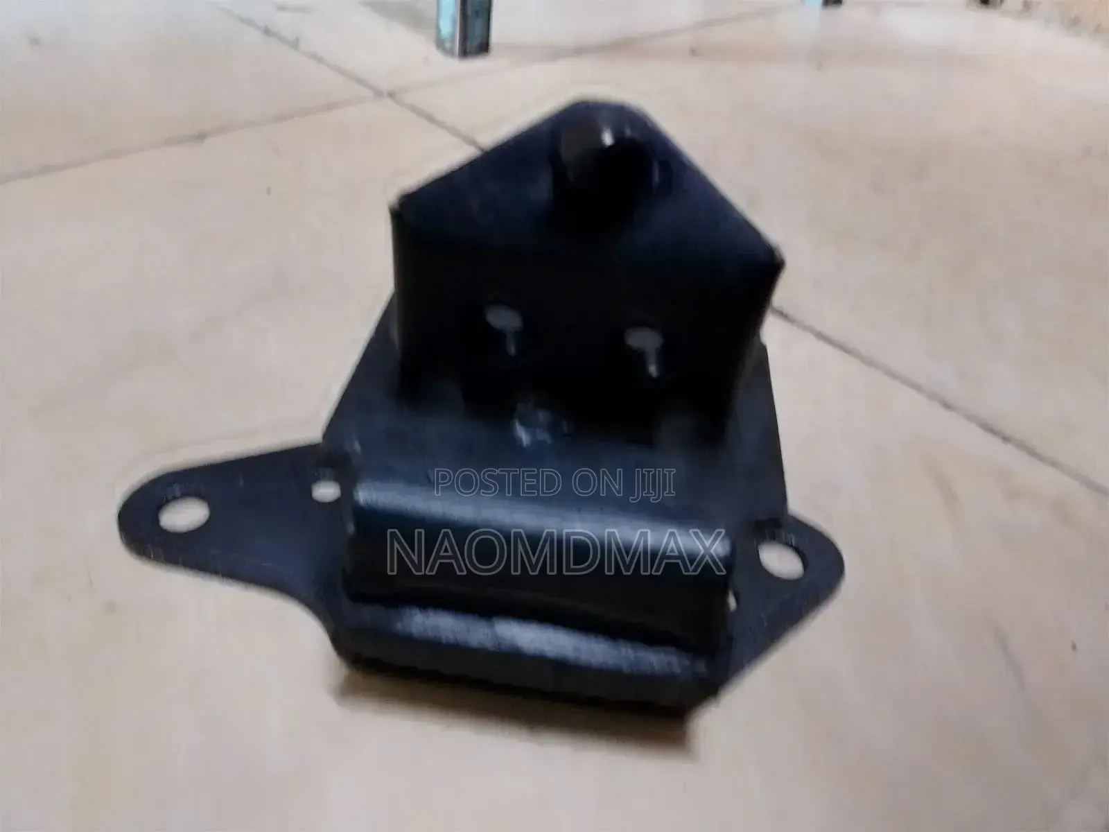 Engine Mount Isuzu Dmax 4jai