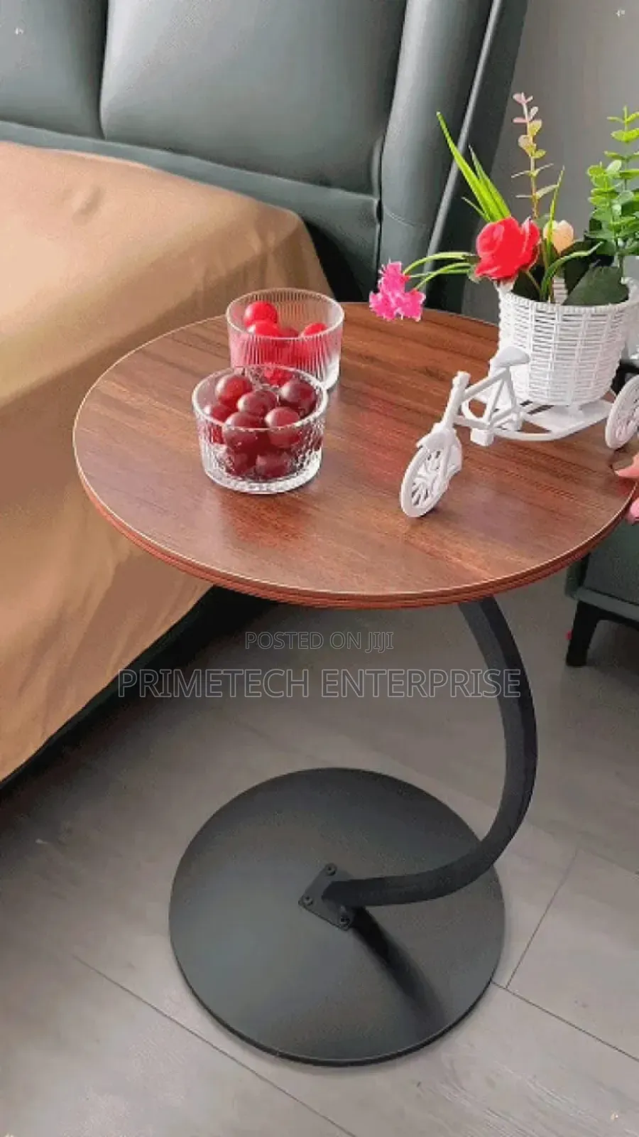 Round Side Table -Indoors