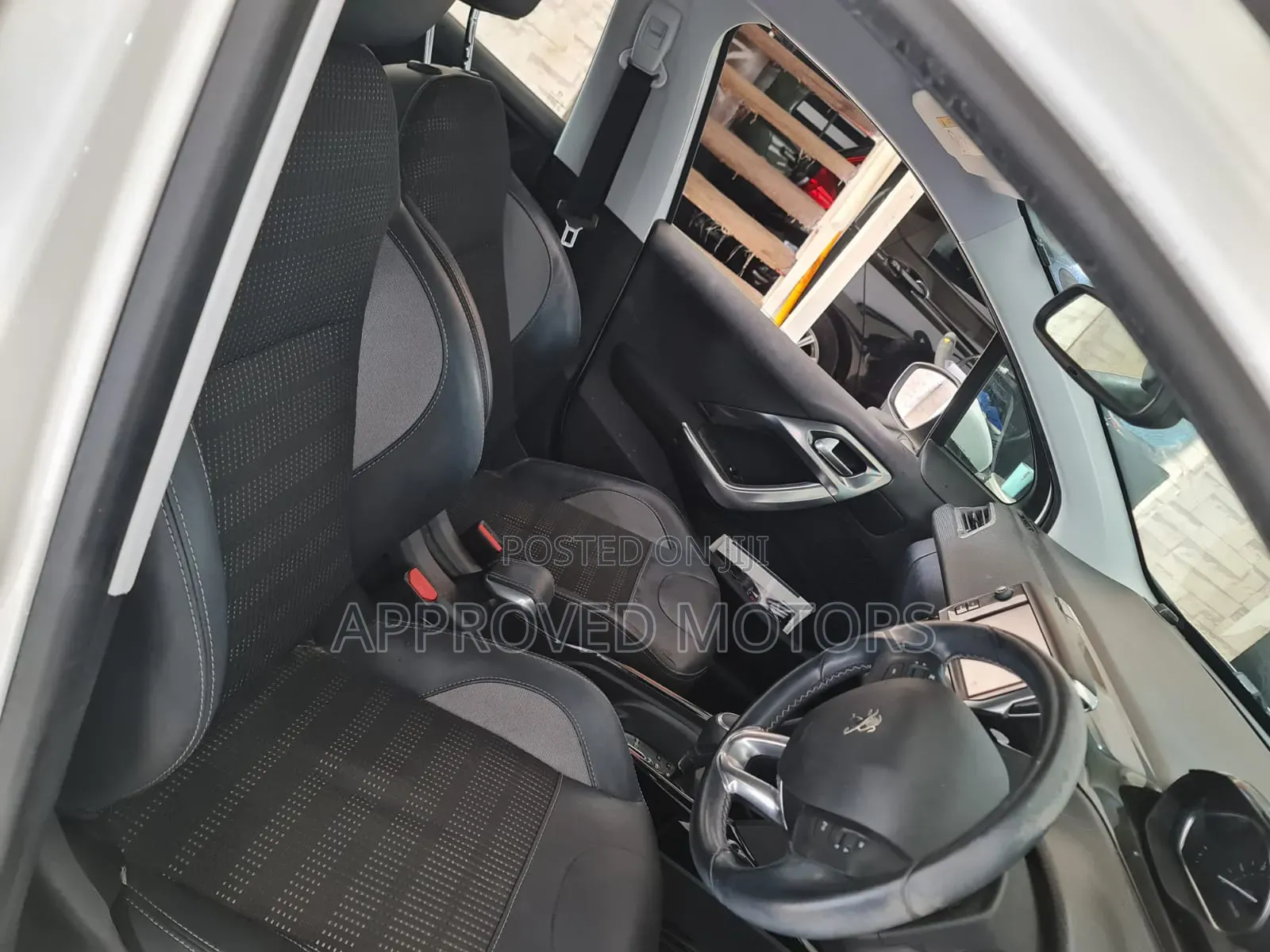 Peugeot 2008 2018 White