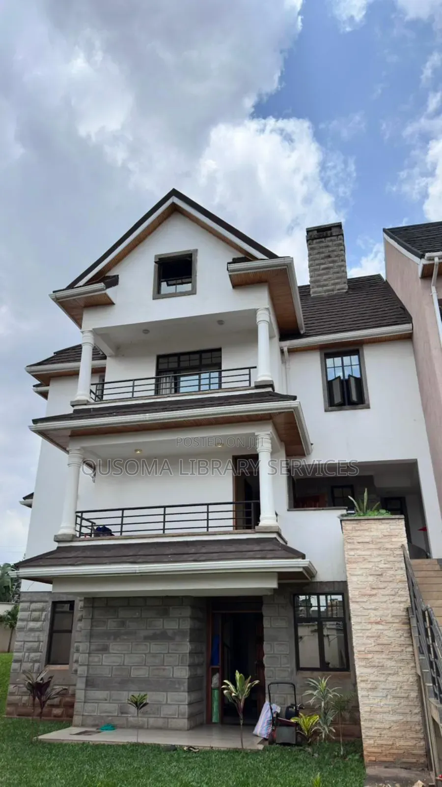 Furnished 6bdrm Mansion in Membley Estate for sale