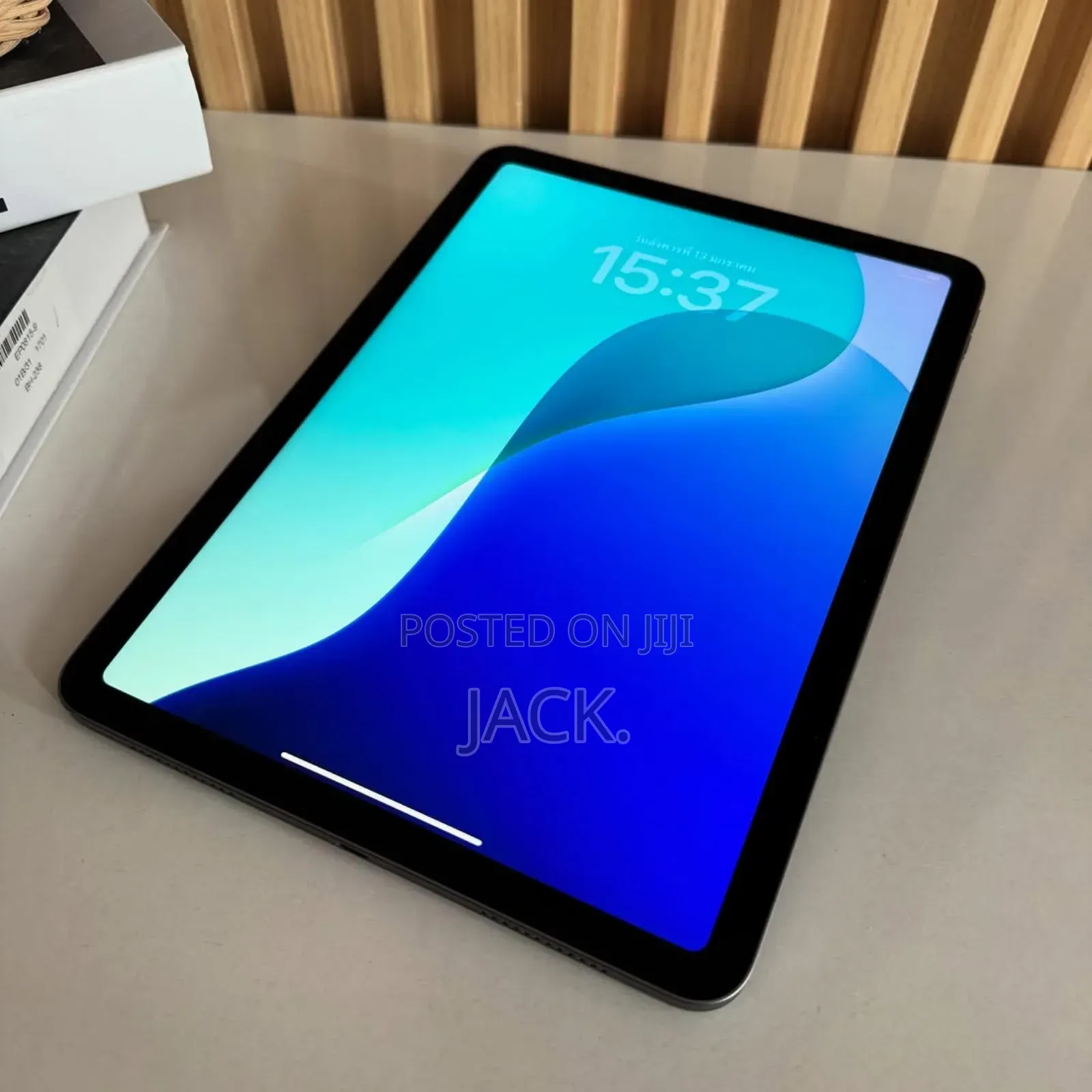 Apple iPad Air (2022) 256 GB Silver