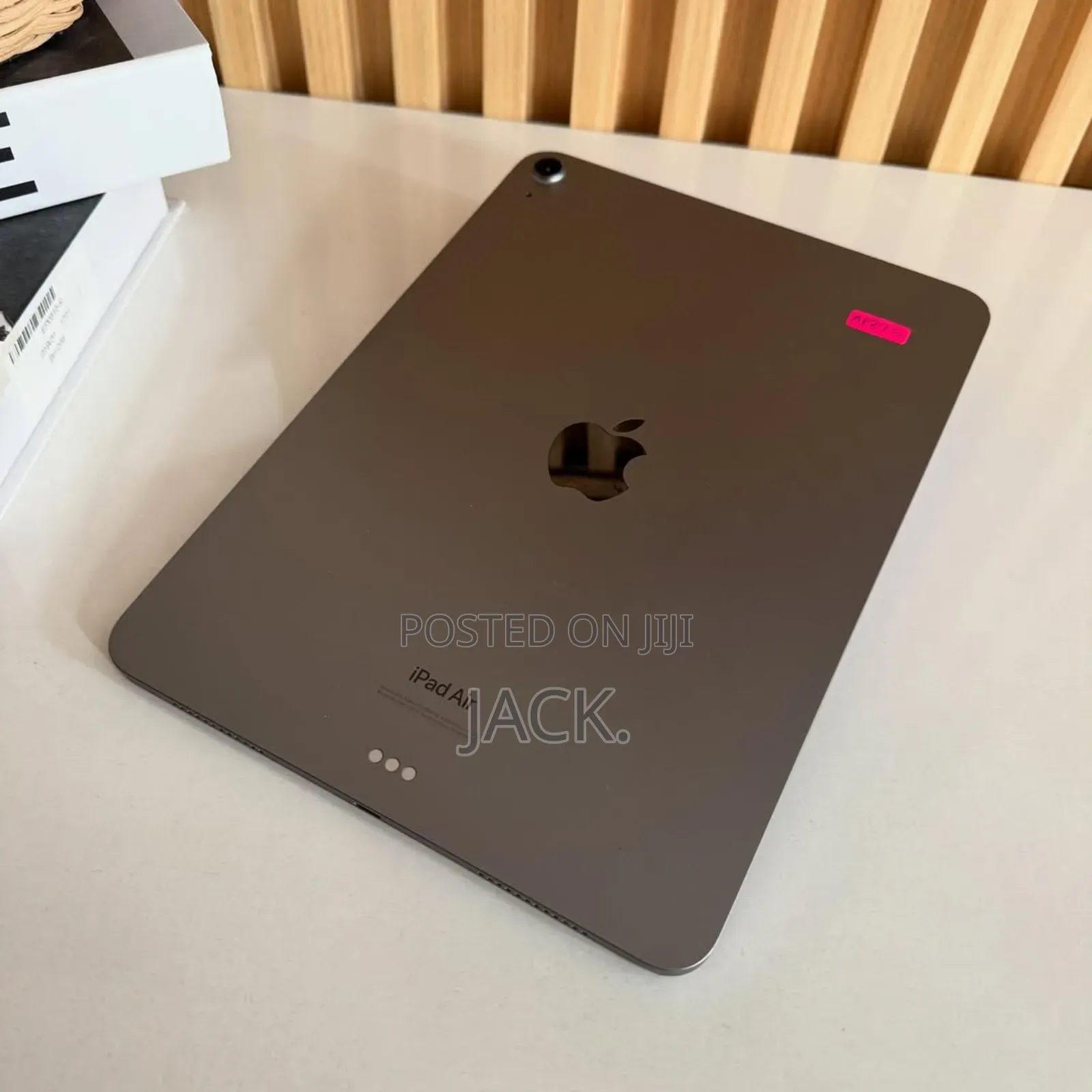 Apple iPad Air (2022) 256 GB Silver