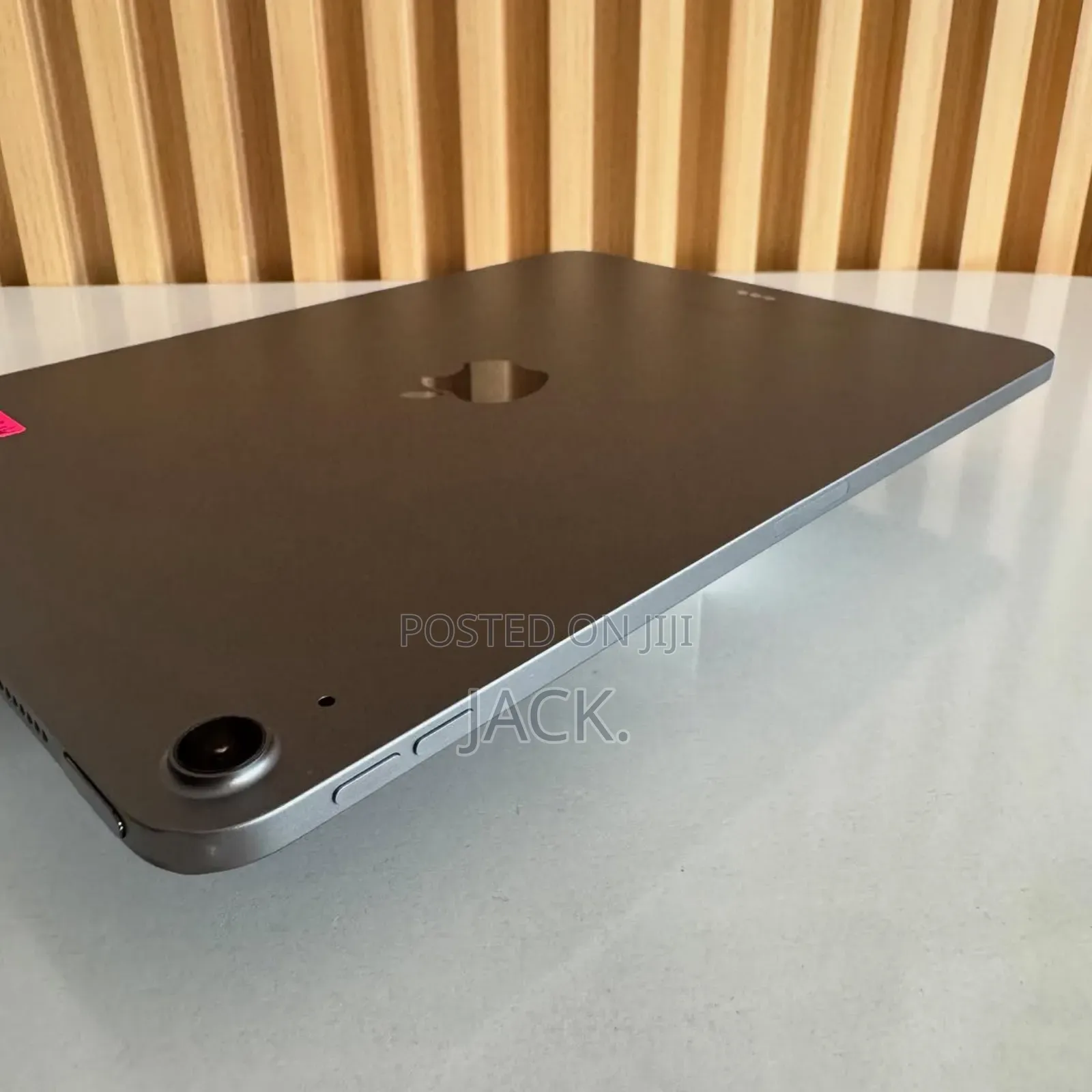 Apple iPad Air (2022) 256 GB Silver