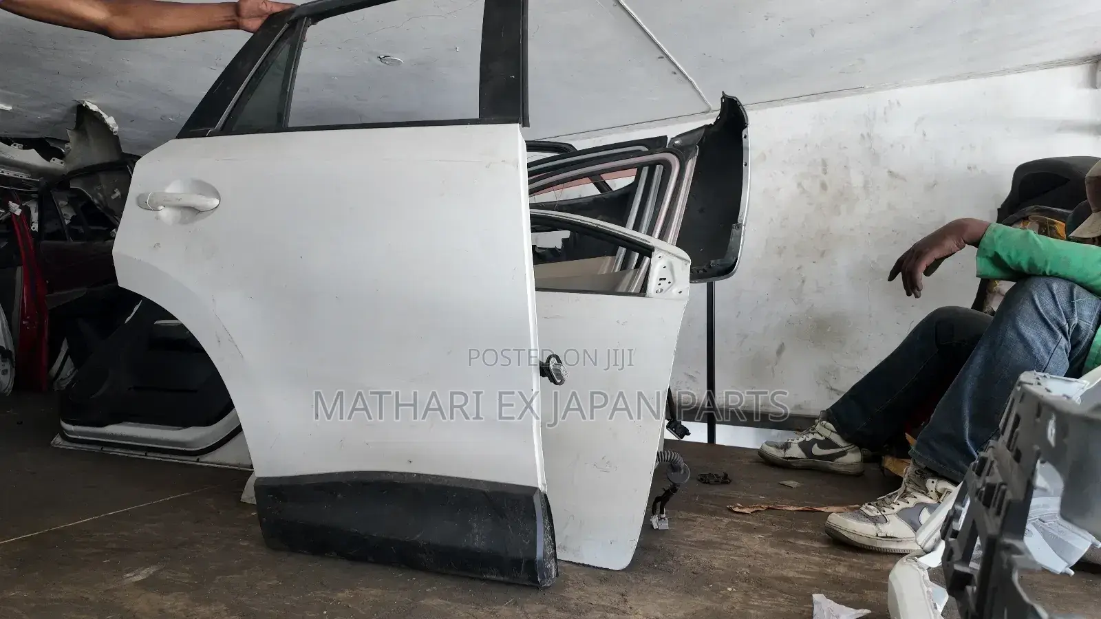 Toyota Passo / Daihatsu Boon 2nd Gen Driver’S Side Door