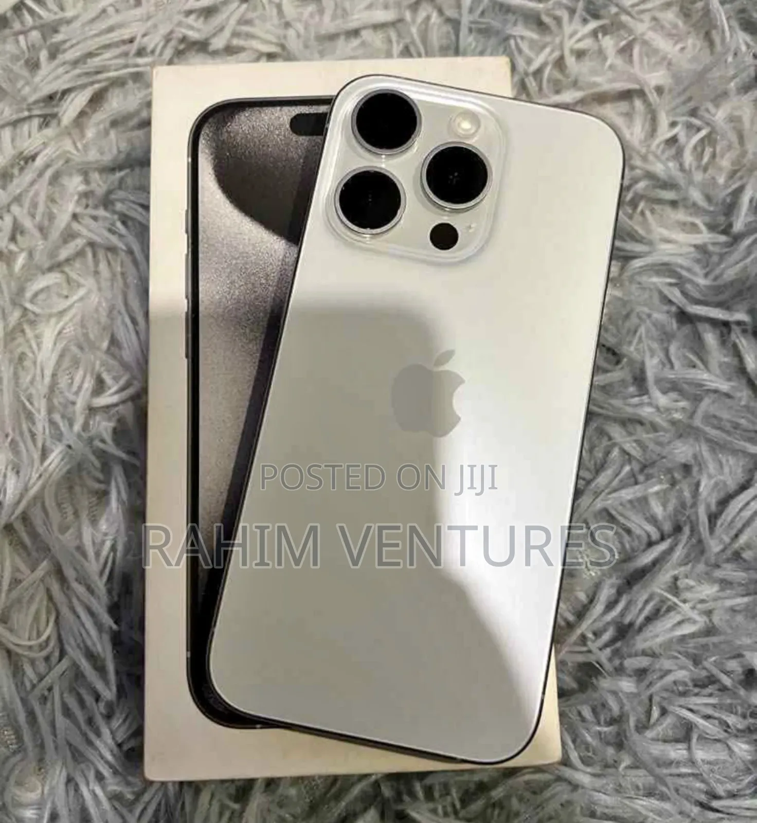 Apple iPhone 15 Pro Max 256 GB Silver