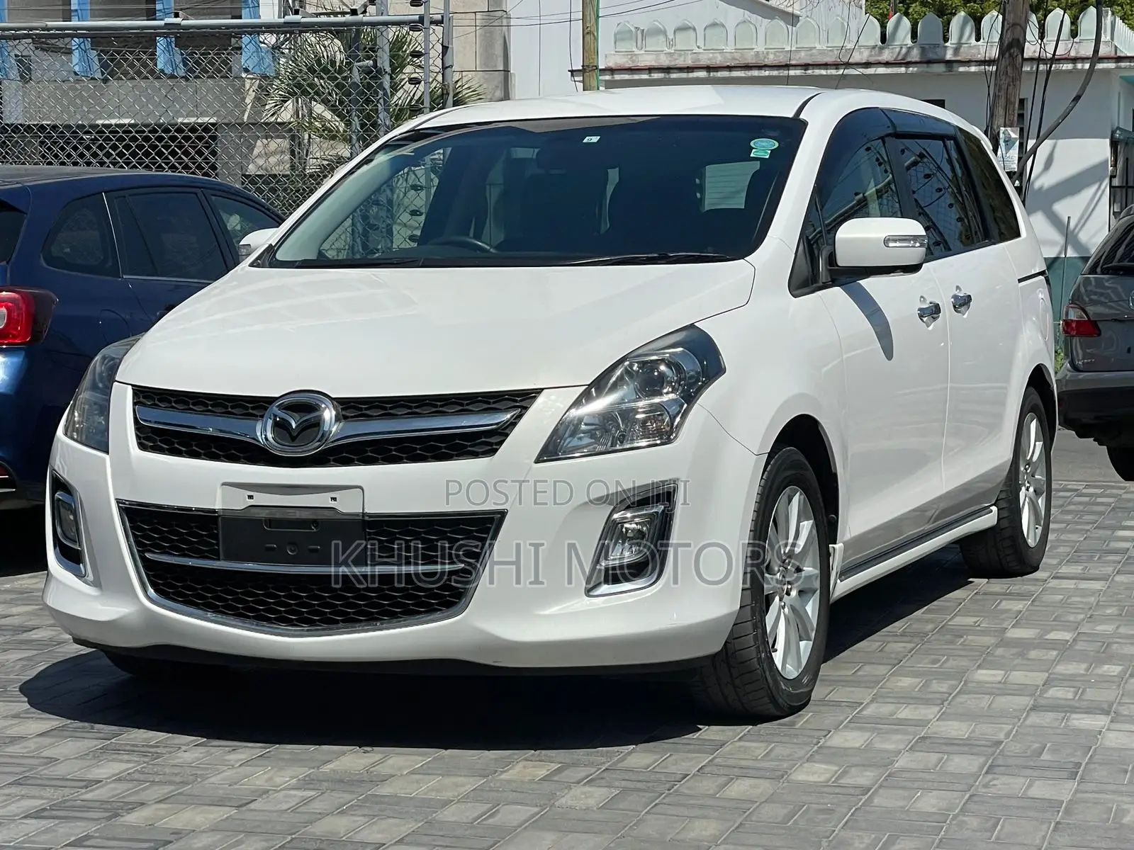 Mazda MPV 2015 White