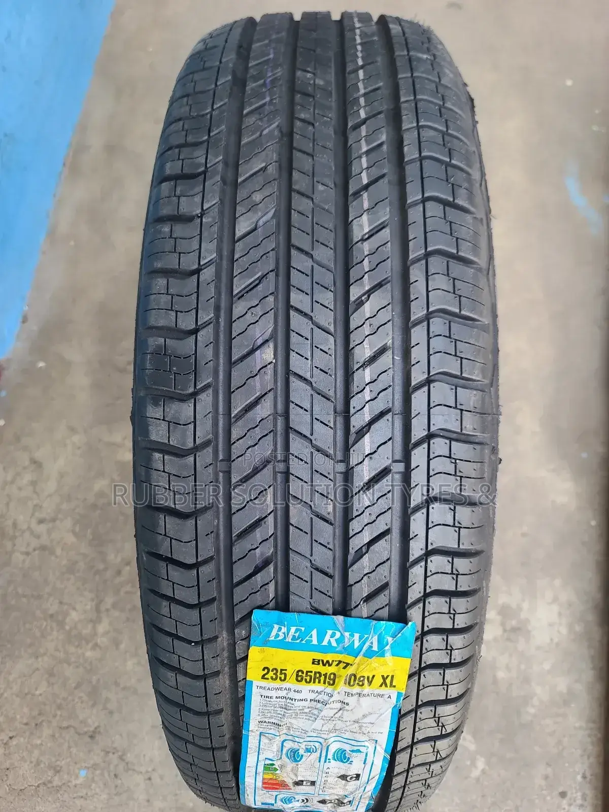 235 /65 R19 Bearway Tyres 109v X/L [Highway]