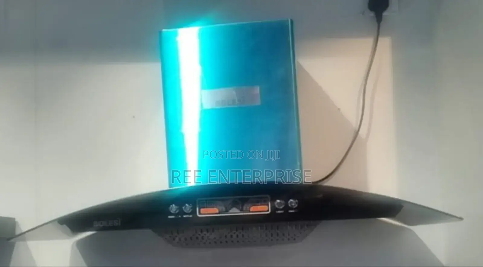 Brand New 90cm Bolesi Chimney Kitchen Hood