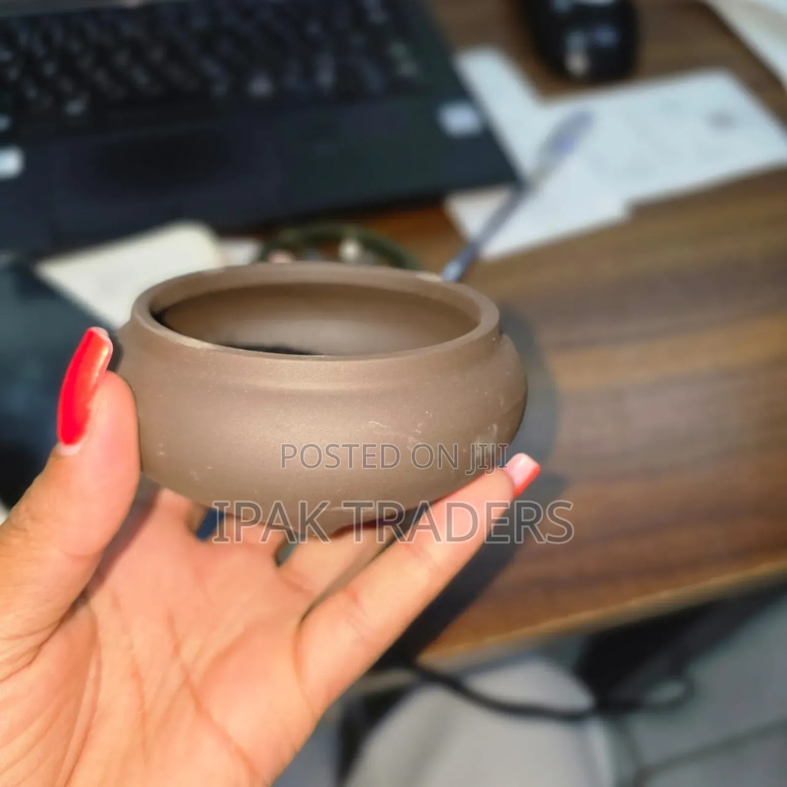 Ceramic Incense Burner/ Ash Tray
Portable