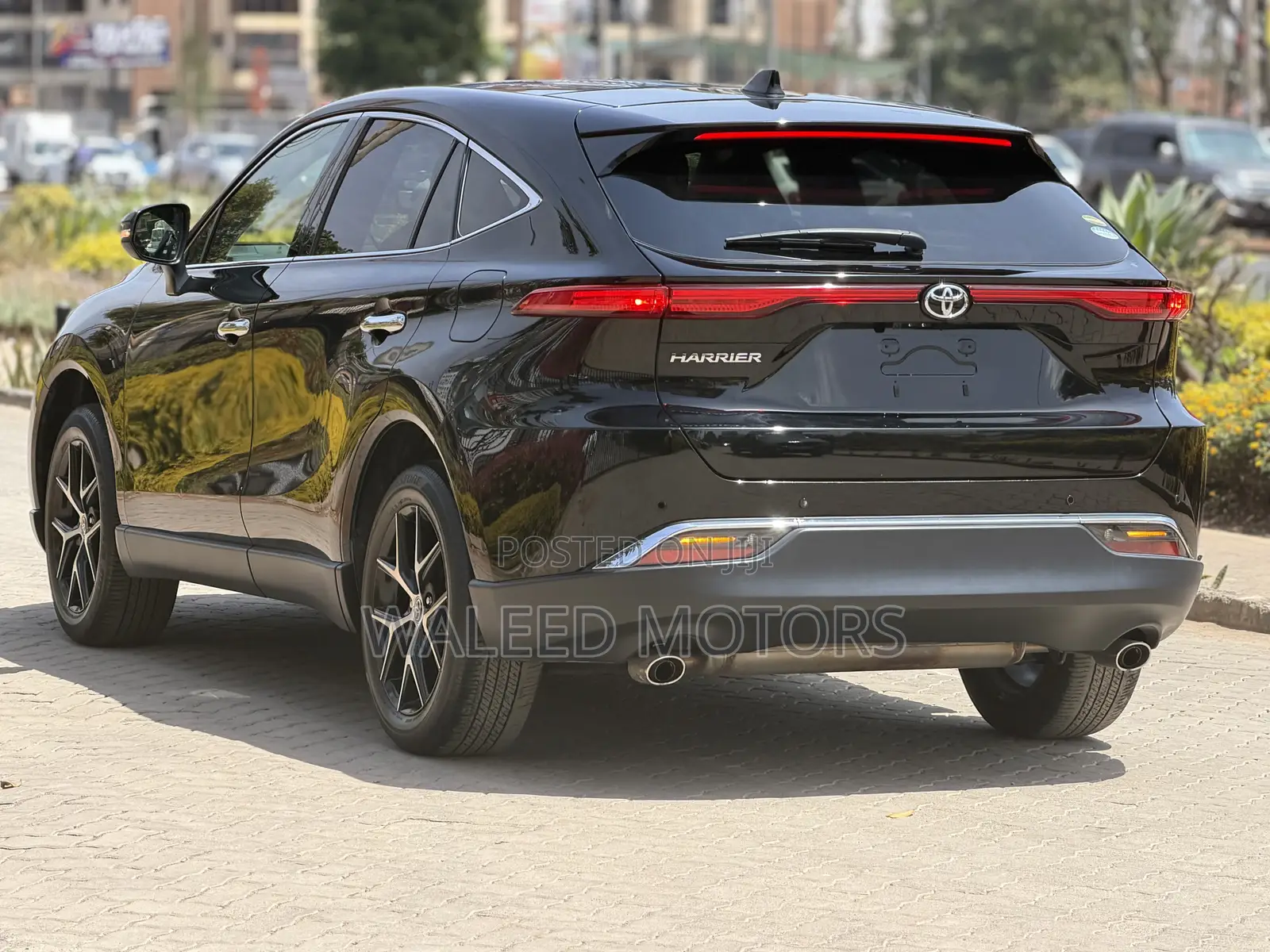 Toyota Harrier 2.0 2020 Black