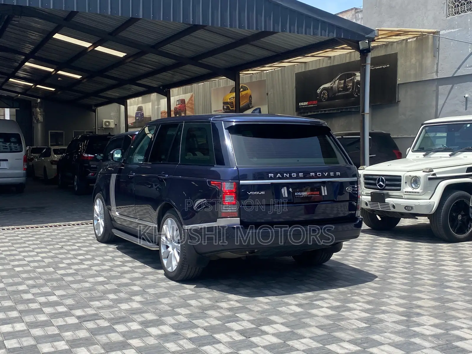 Land Rover Range Rover Vogue 2017 Blue
