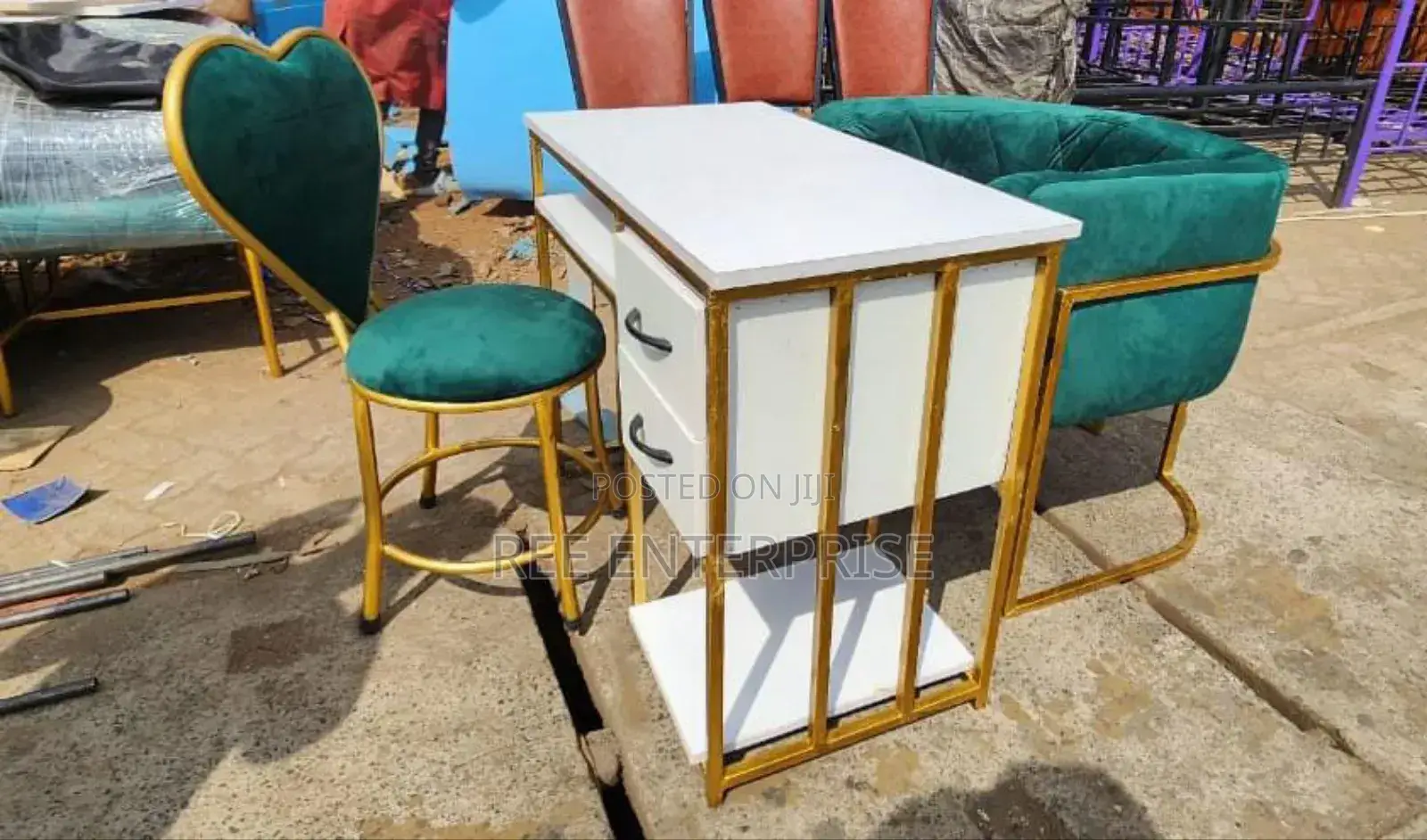 Salon Nail Table And Chair