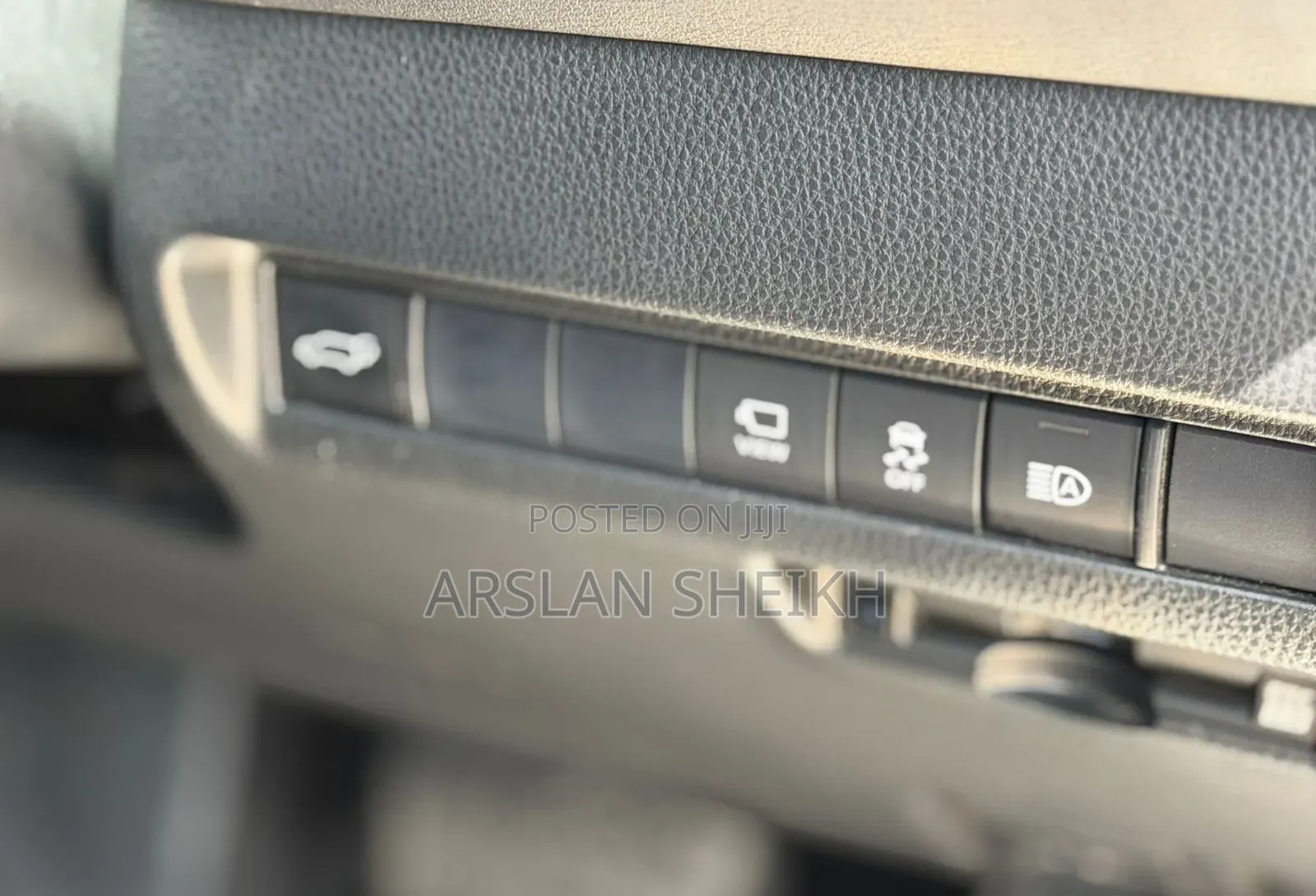 Toyota Harrier 2020