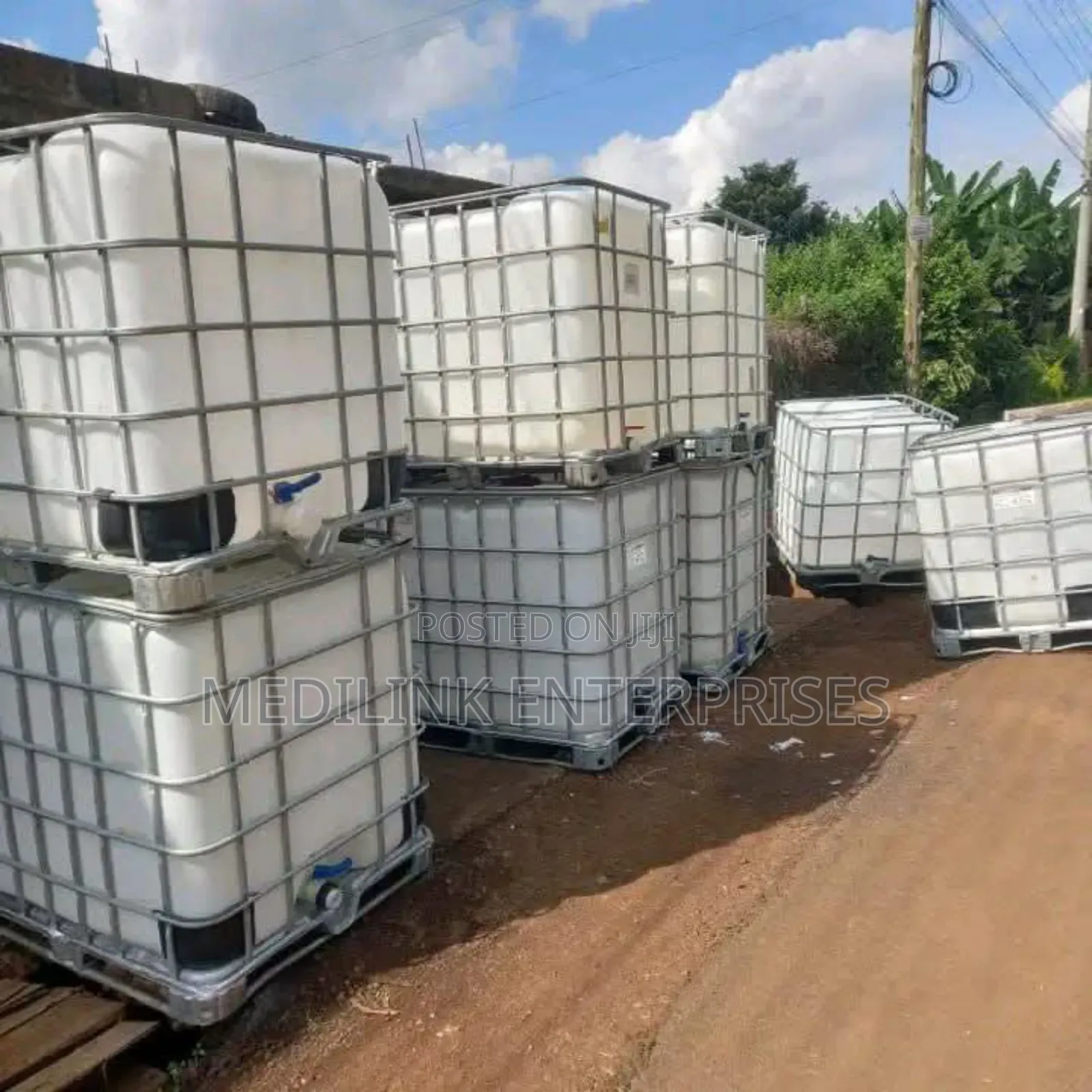 Plastic Steel Caged Tanks 1000 Litres