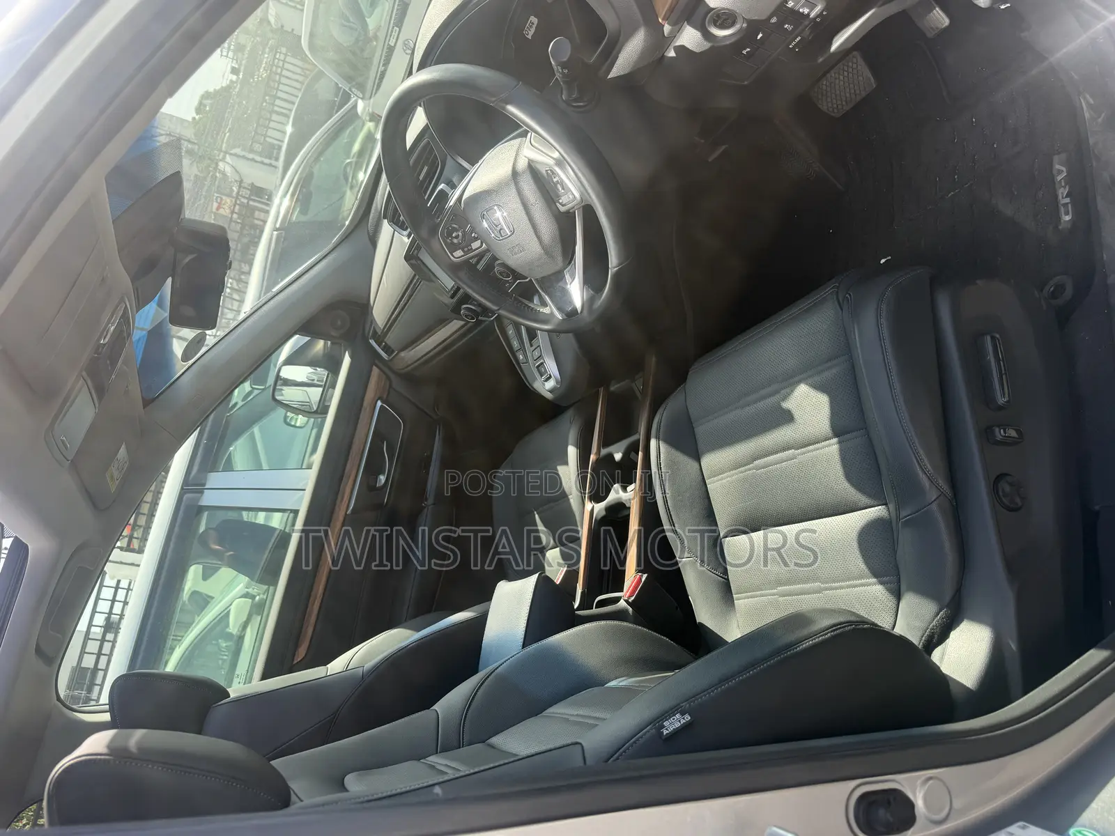 Honda CR-V Touring AWD 2019 Silver
