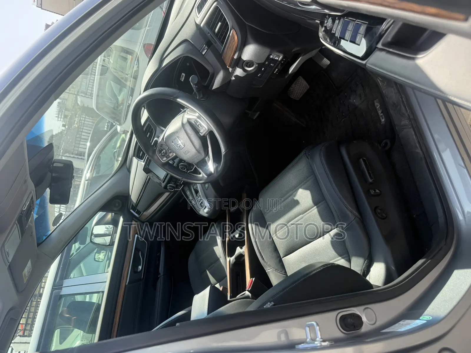 Honda CR-V Touring AWD 2019 Silver