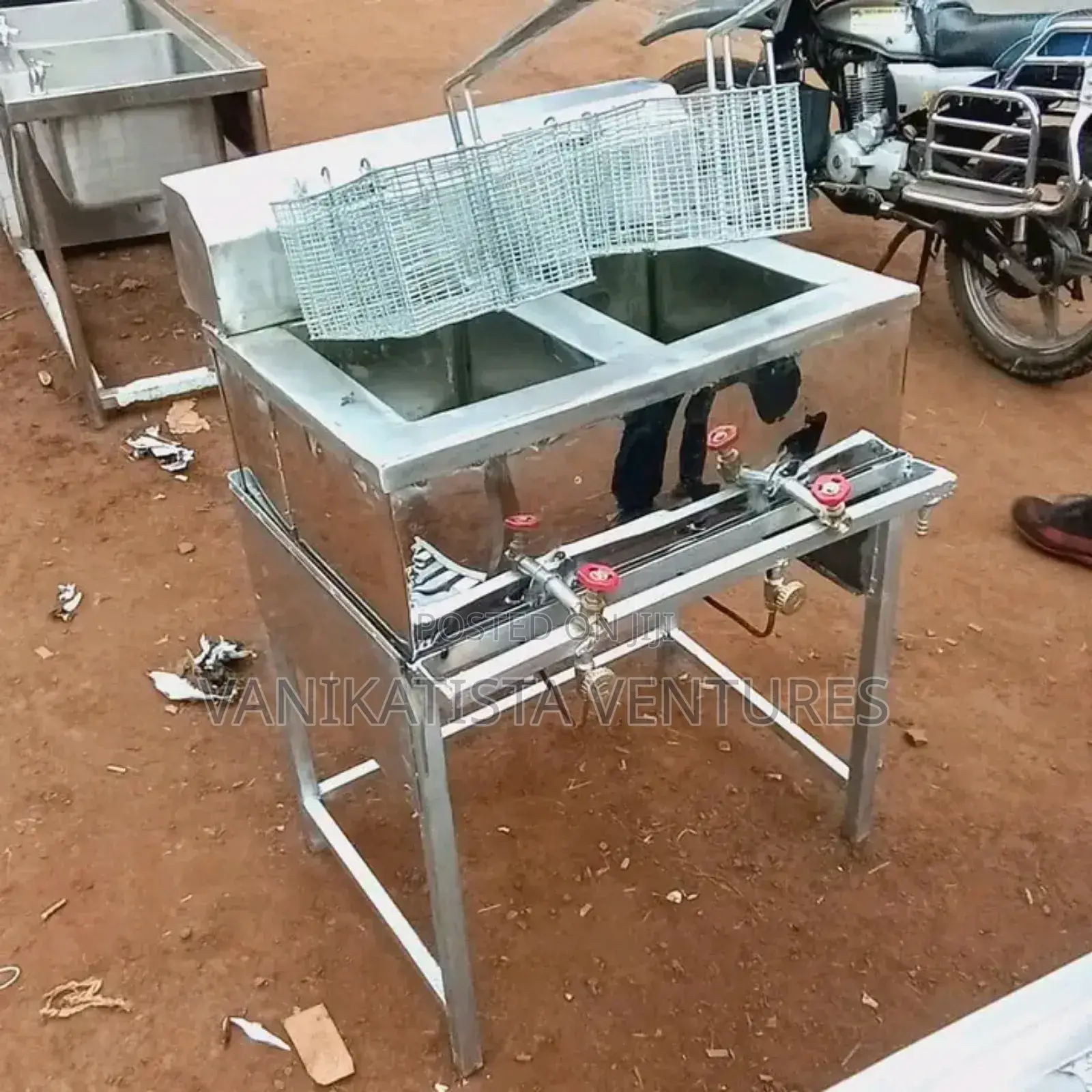 Quality Deep Frying Machine, Gas