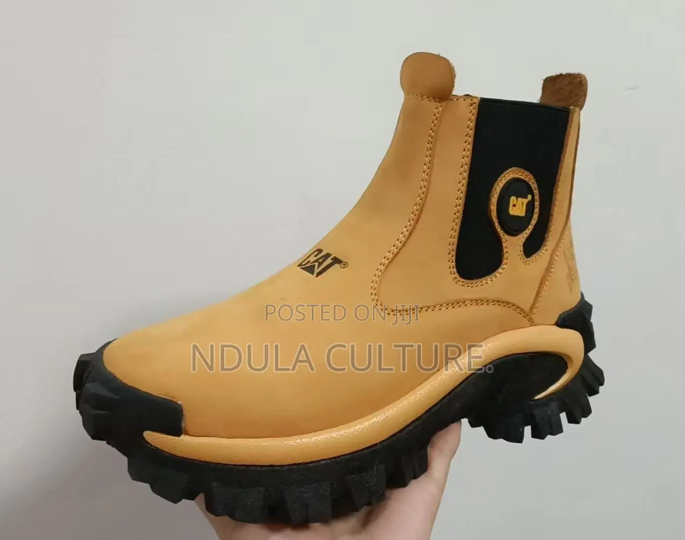 Cat High Cut Boot