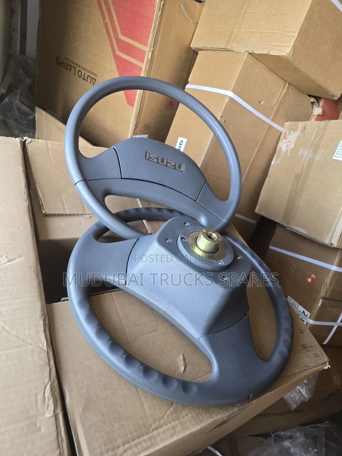 Iszu NMR and NQR 81 New Model Steering Wheel