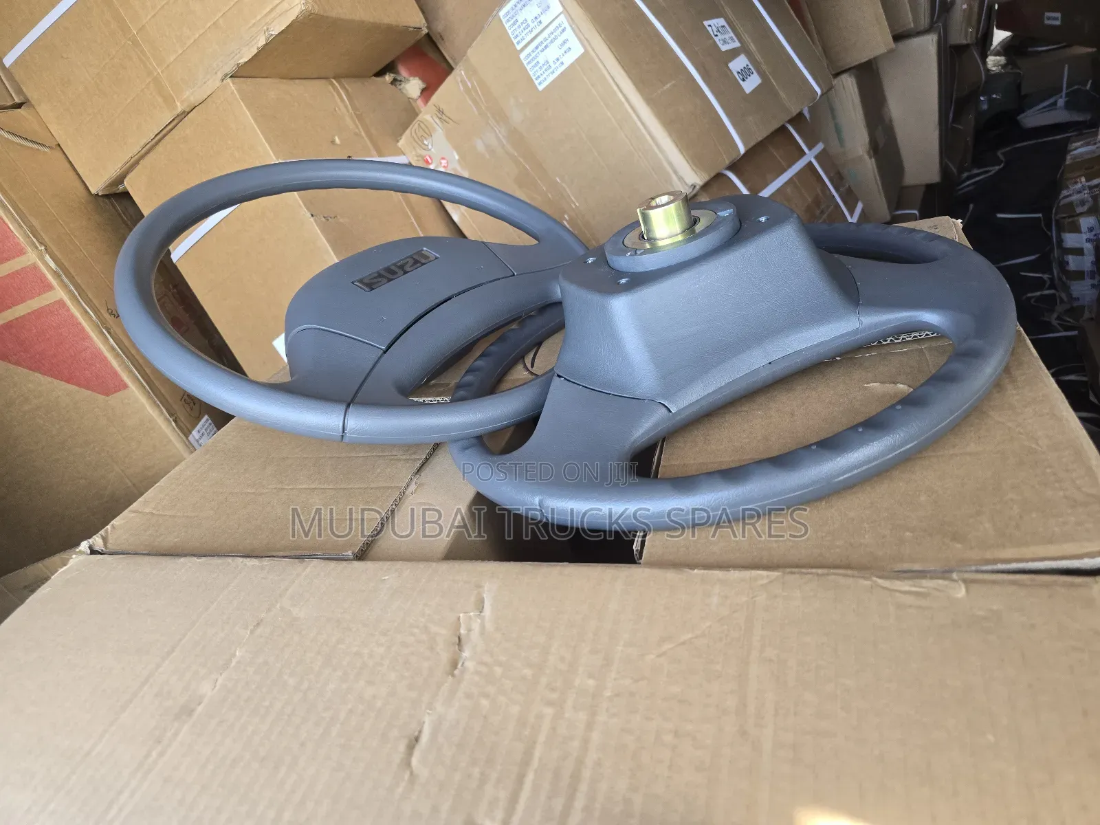 Iszu NMR and NQR 81 New Model Steering Wheel