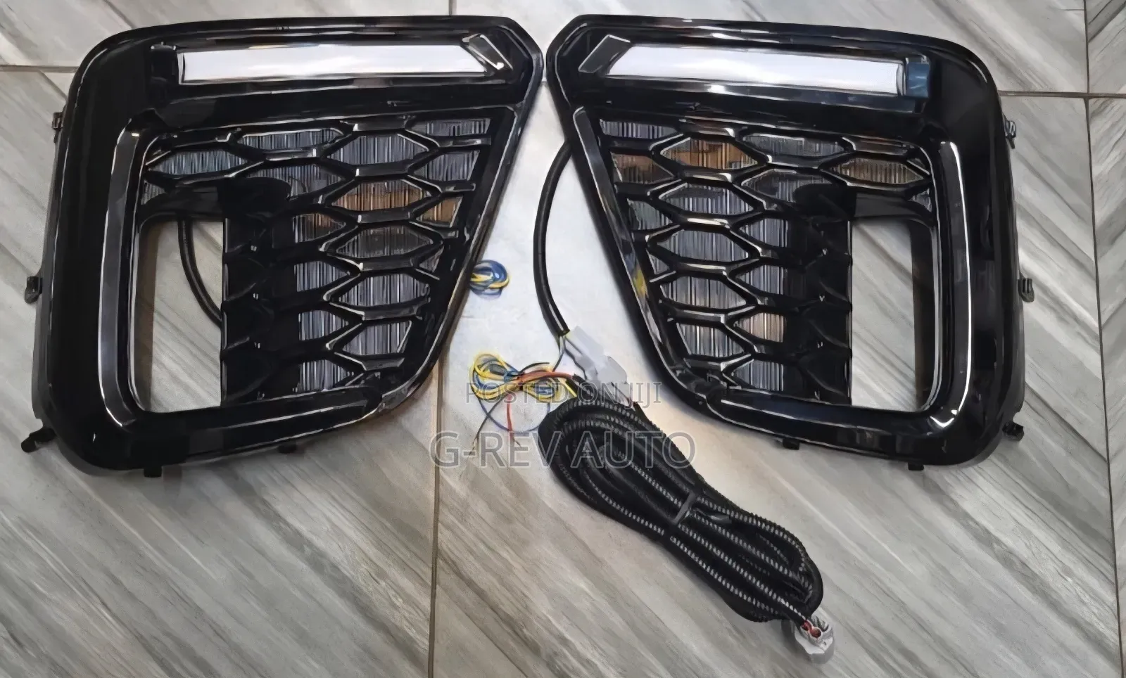 Subaru  Forester  Sk9  Foglights  Covers  With  Day Running Lights