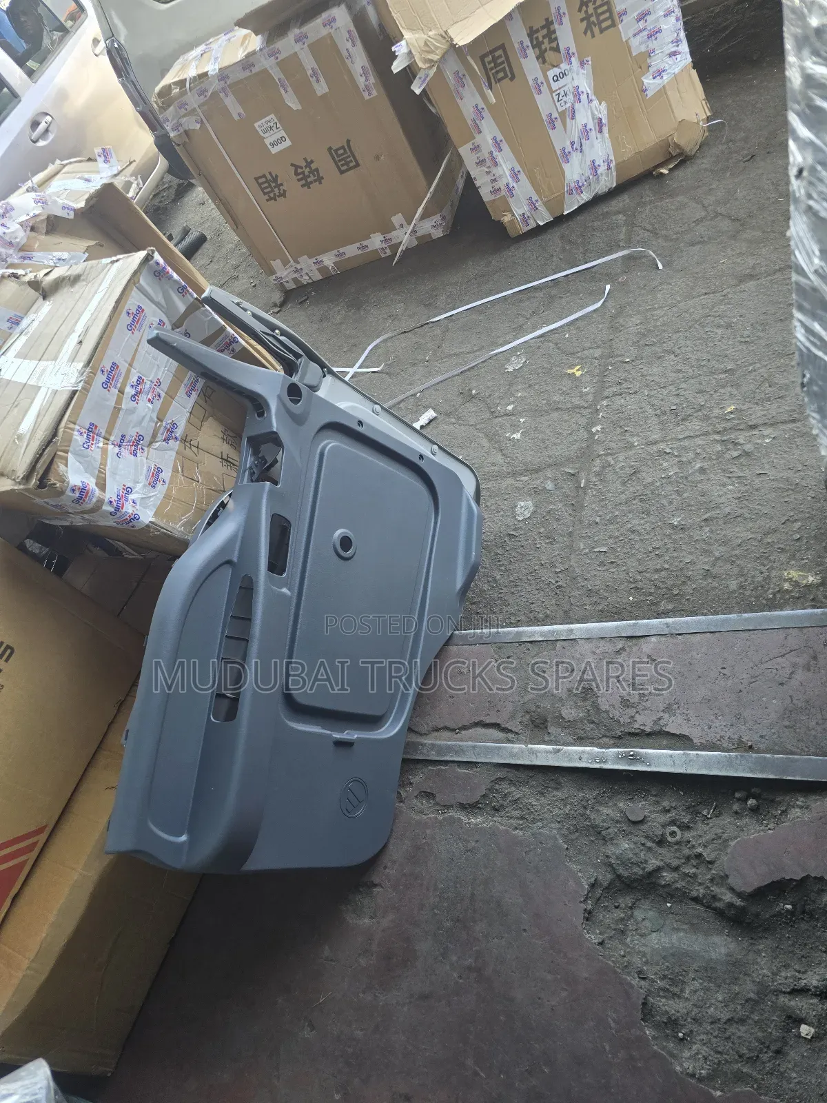 Isuzu Frr33, FSR and FVZ Old Model Inner Door Cover