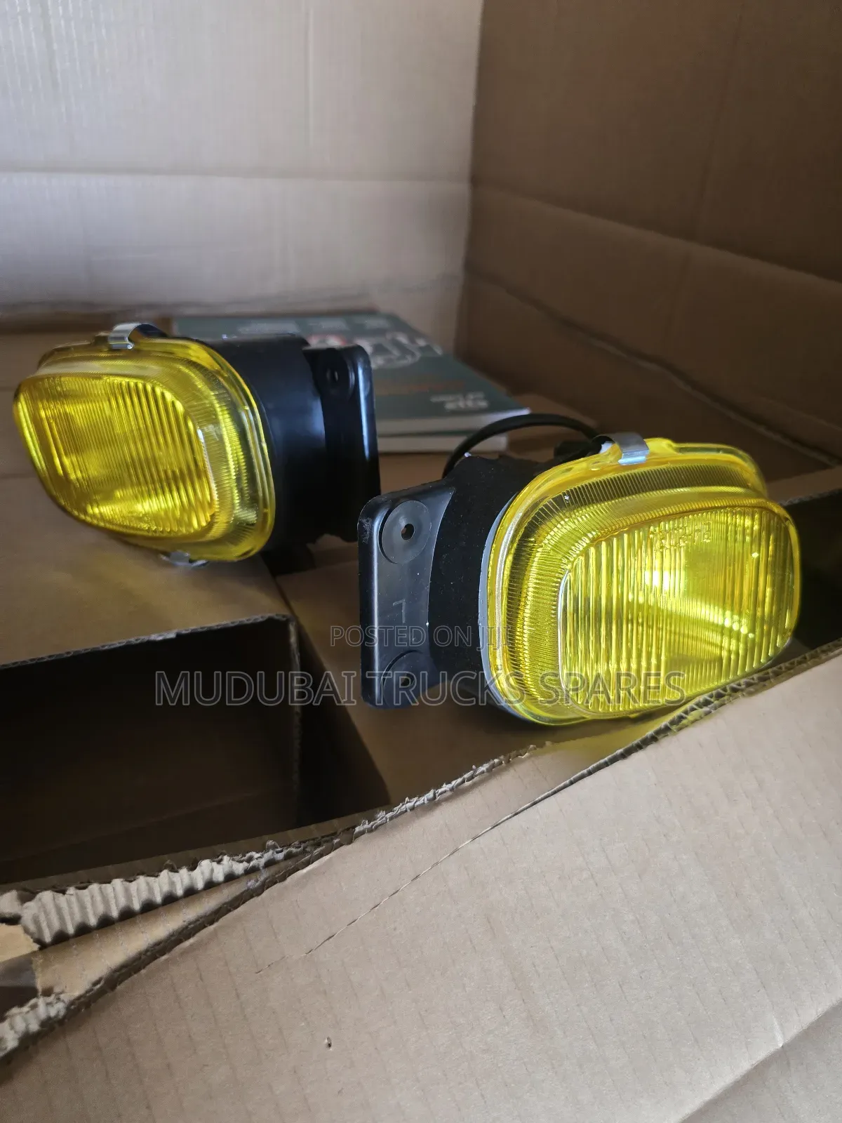 Mitsubishi Fuso Mahewa/Fighter Fog Lamp