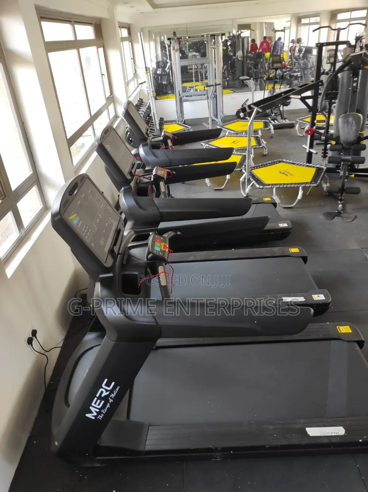 Merv V9 Commercial Treadmill
