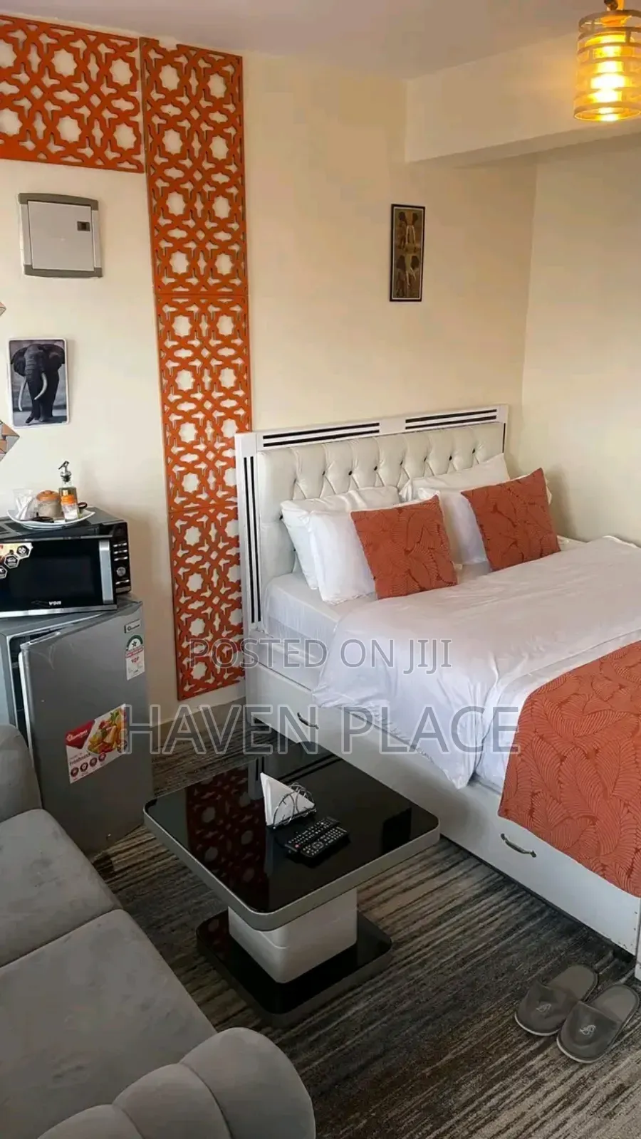 Airbnb Studio Kamakis Bypass
2,000/- Only