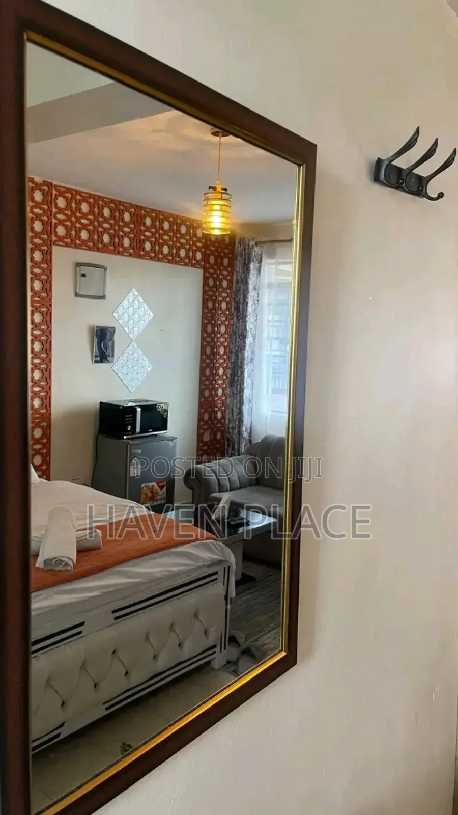 Airbnb Studio Kamakis Bypass
2,000/- Only