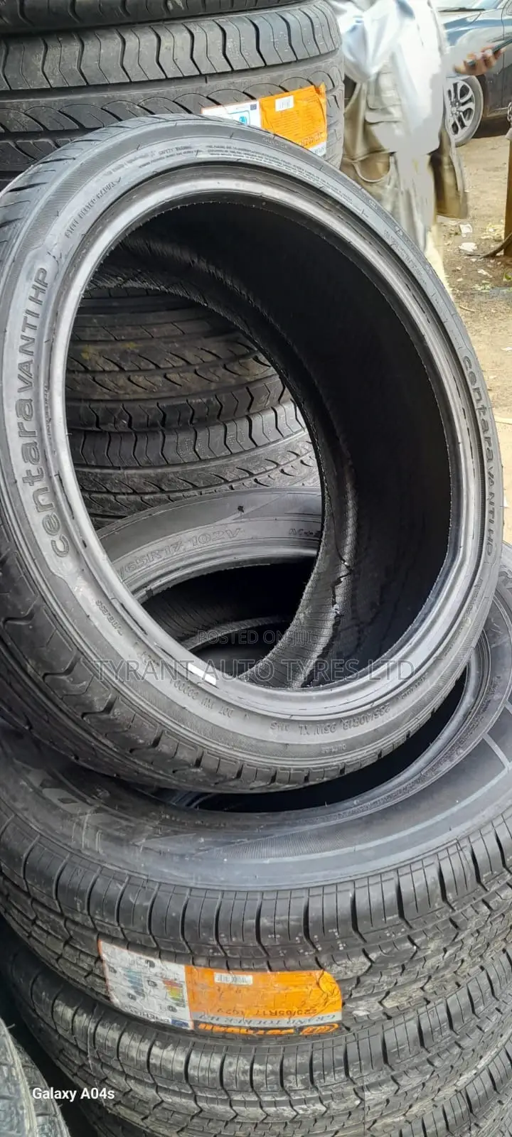 235/40r18 Centara Tires