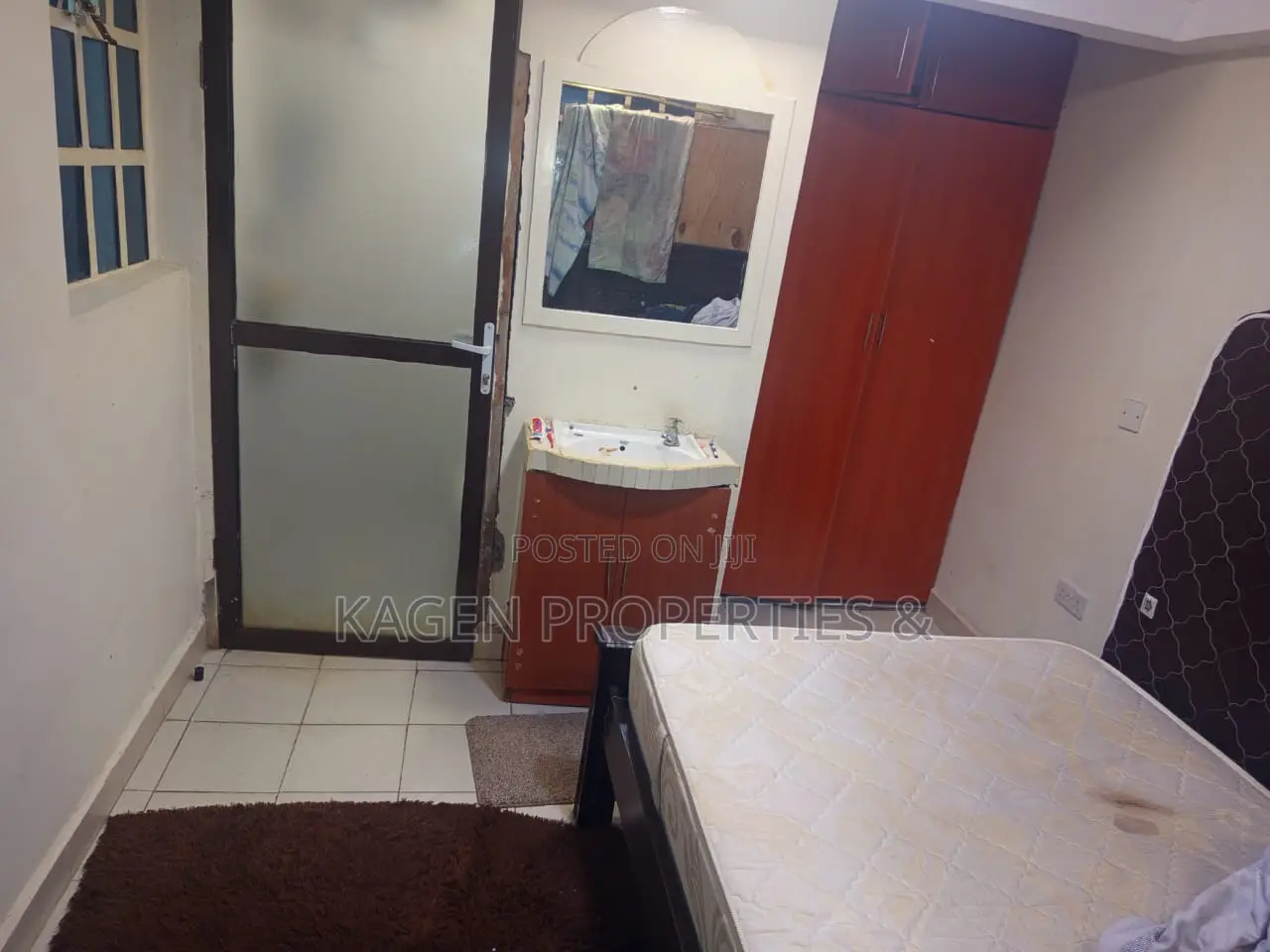 3bdrm Bungalow in Kariobangi South for sale