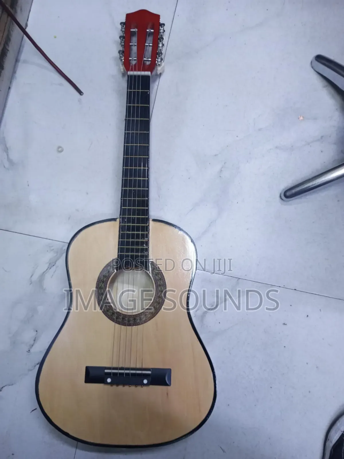 Baby Guitar - (Natural),