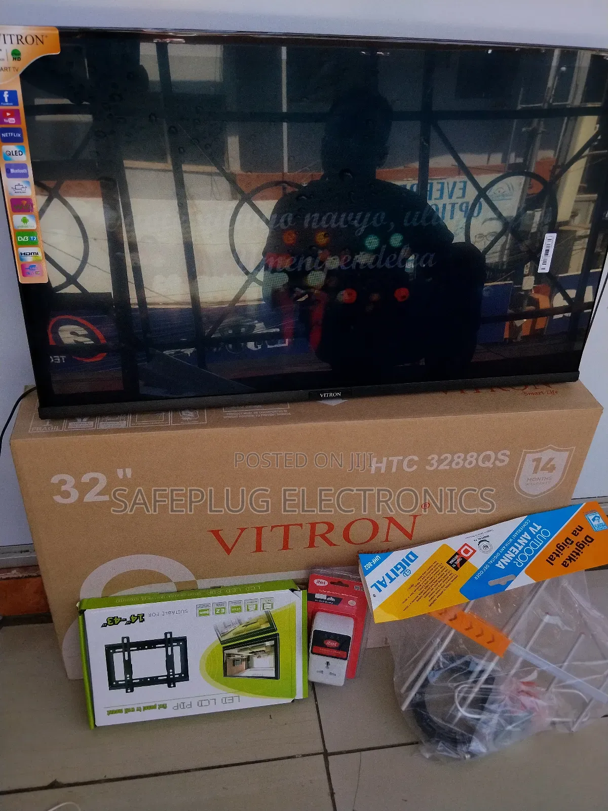 Vitron 32" Smart Tv + Free Wall Mount, Tv Guard Aerial