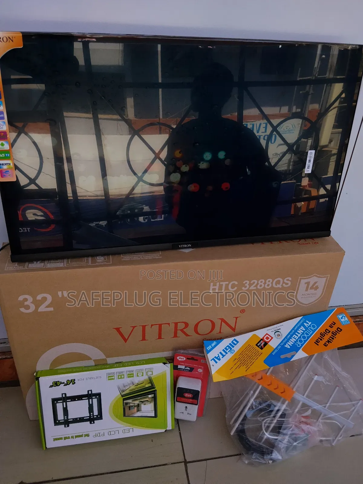 Vitron 32" Smart Tv - Includes Free Mount + Anti-Theft Guard