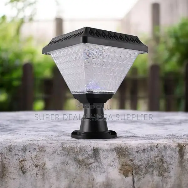 Solar Led Fence Post Lamp for Garden and Yard Lighting