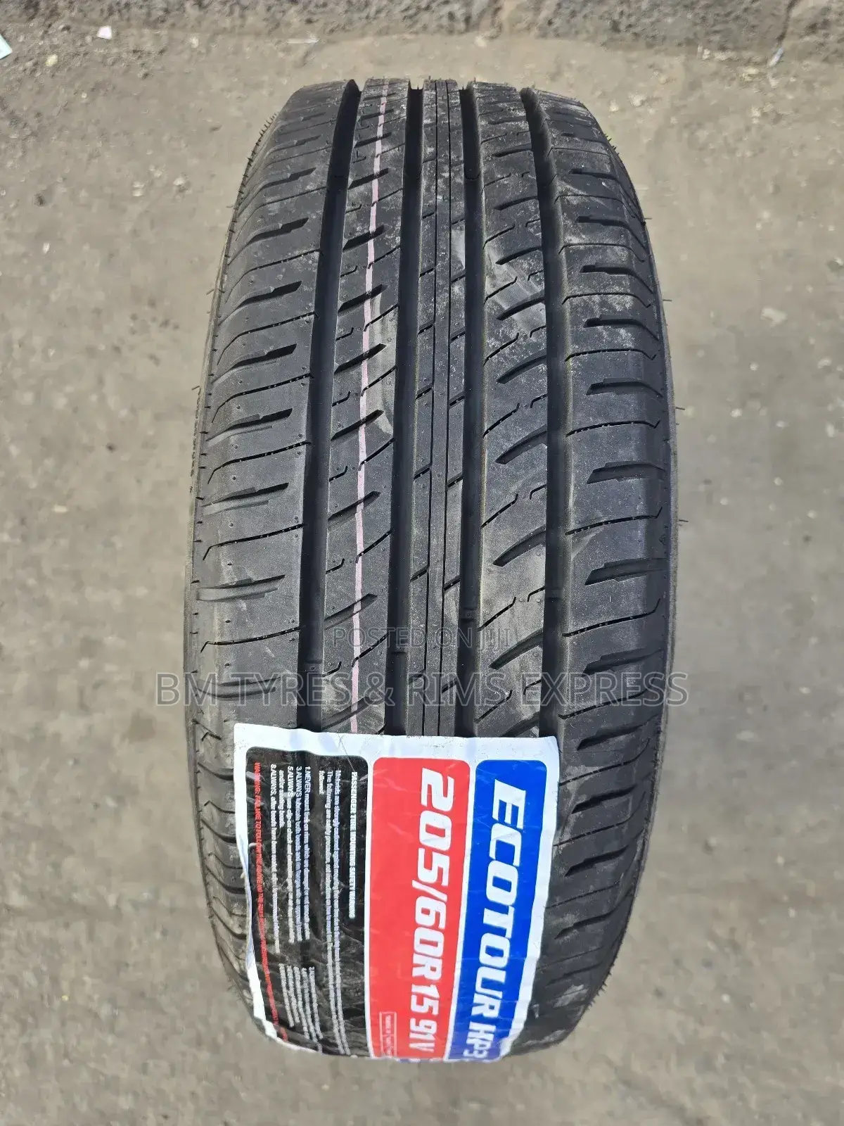 205 /60 R15 Vinmax Tyres