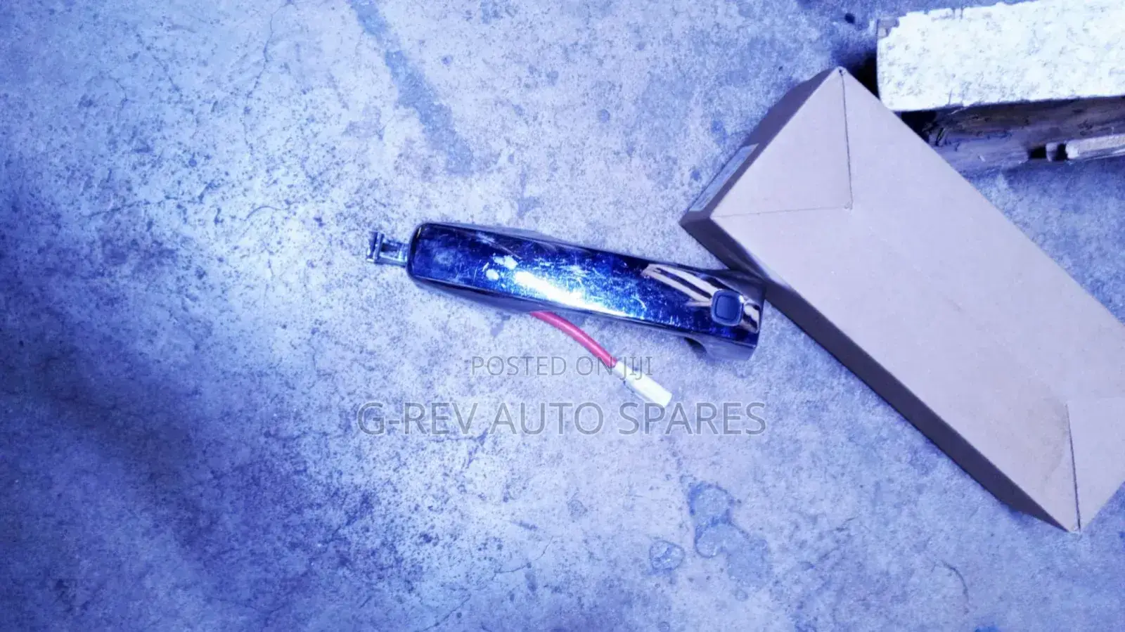 Lexus  Lx570  Door Handle With  Sensor