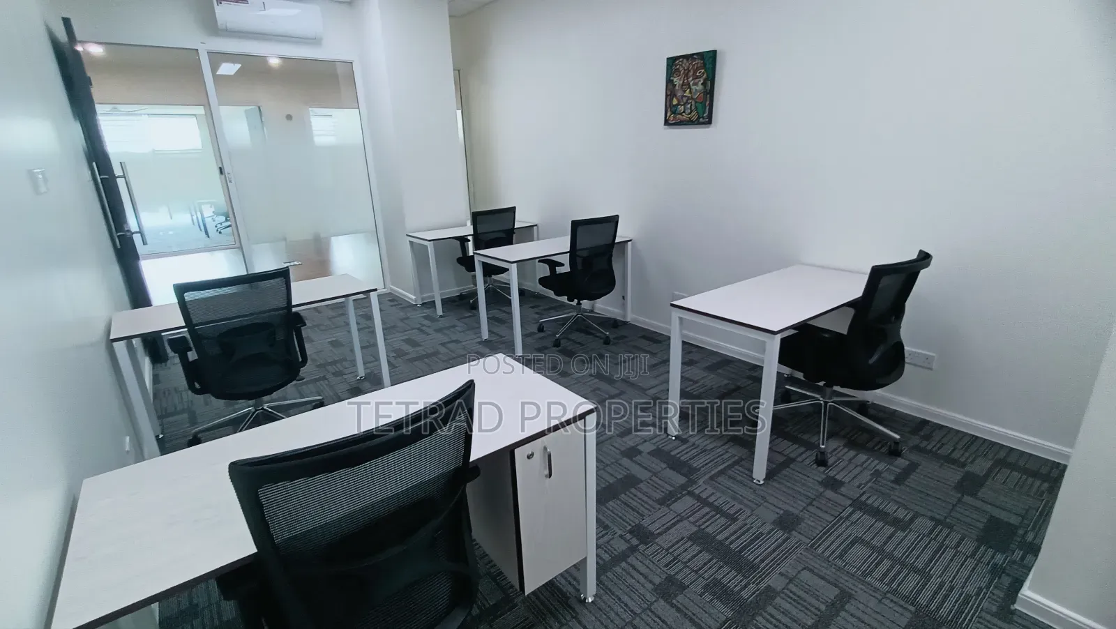 5-6 Desks Furnished Office In Riverside