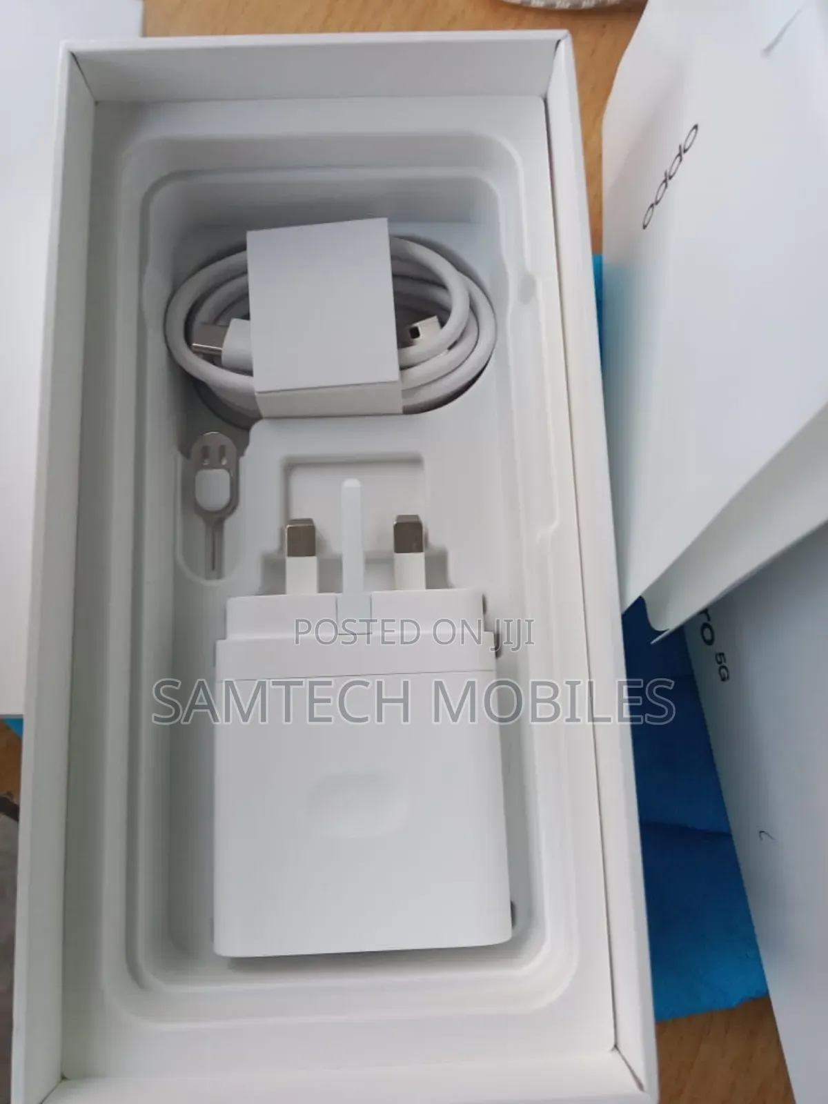 New Oppo A6 Pro 256 GB Rose Gold