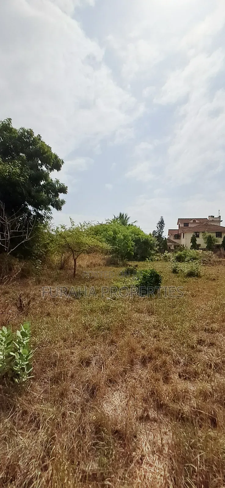 For Sale Prime Quater Acre Plot