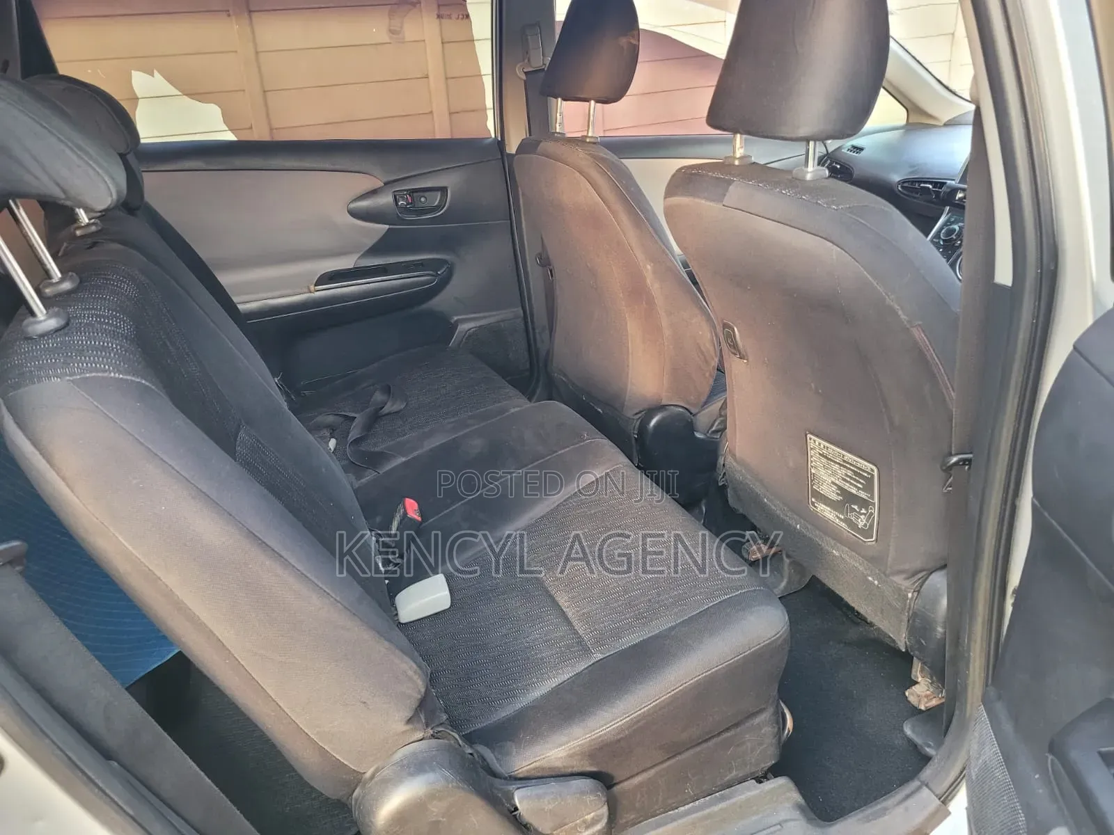 Toyota Wish 2010 Silver