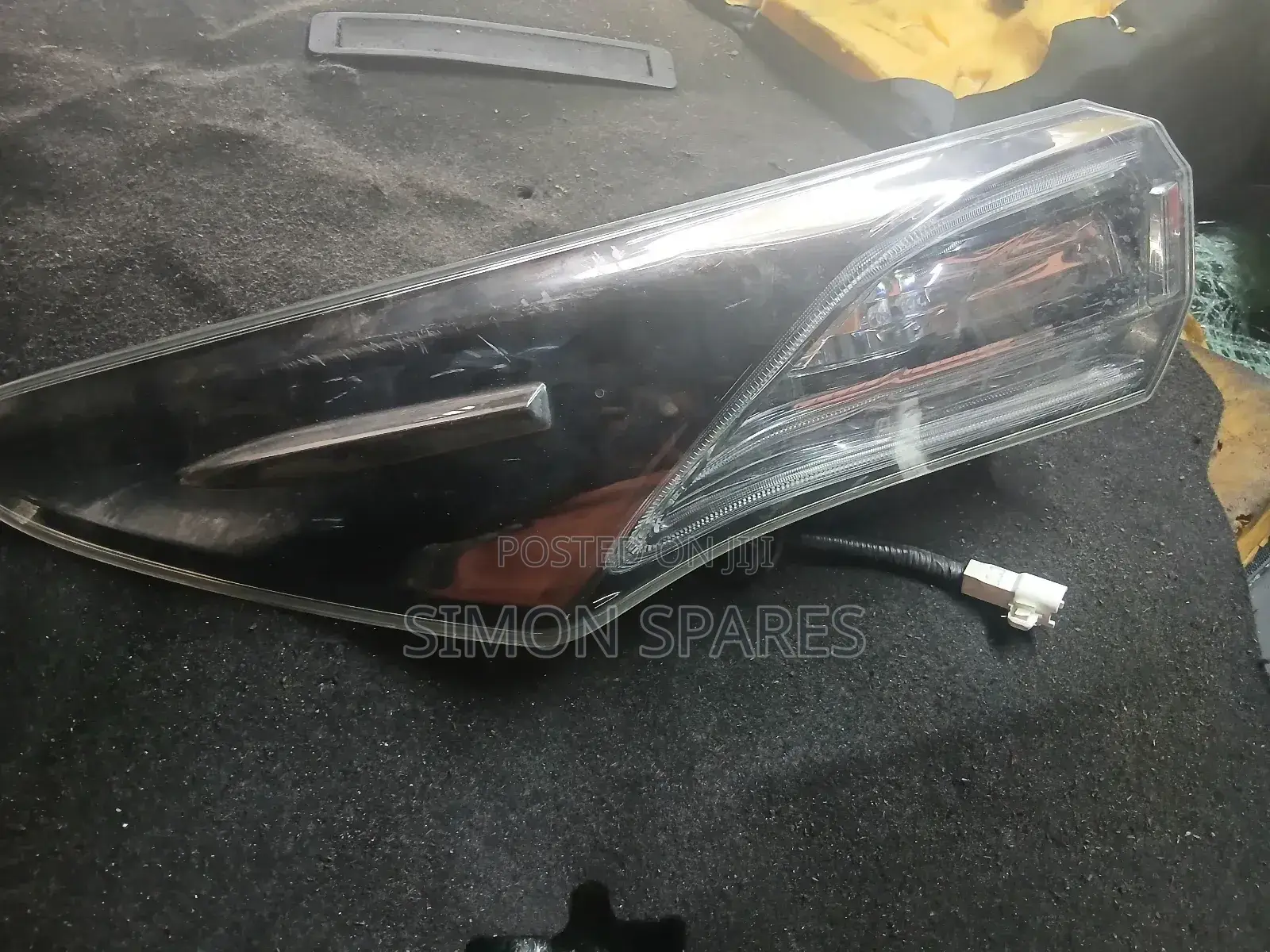 Toyota Harrier Xu60 Right Tail Light (2013–2018)